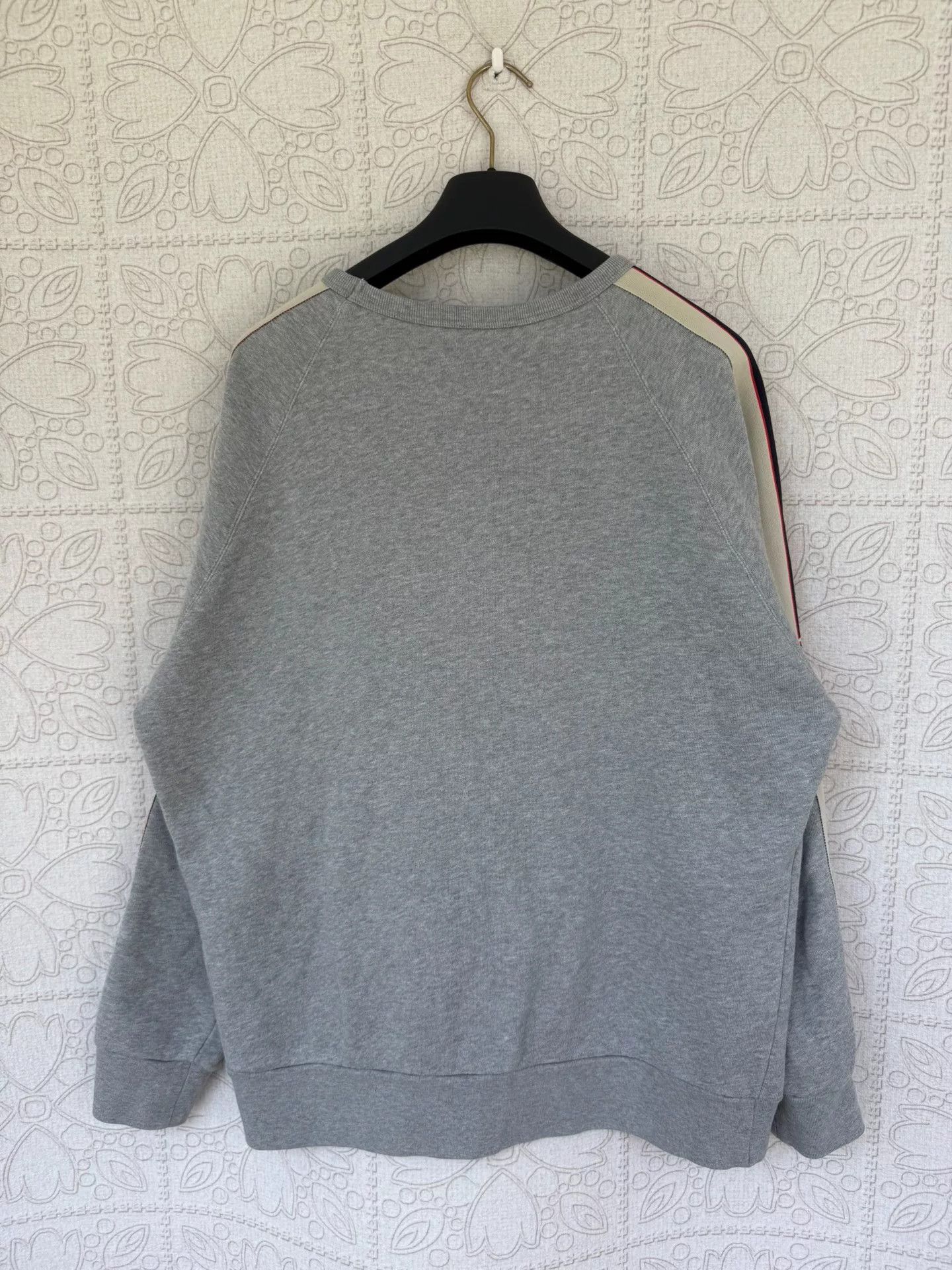 Gucci gucci logo sweatshirt in gray with stripes Size US L / EU 52-54 / 3 - 2 Thumbnail