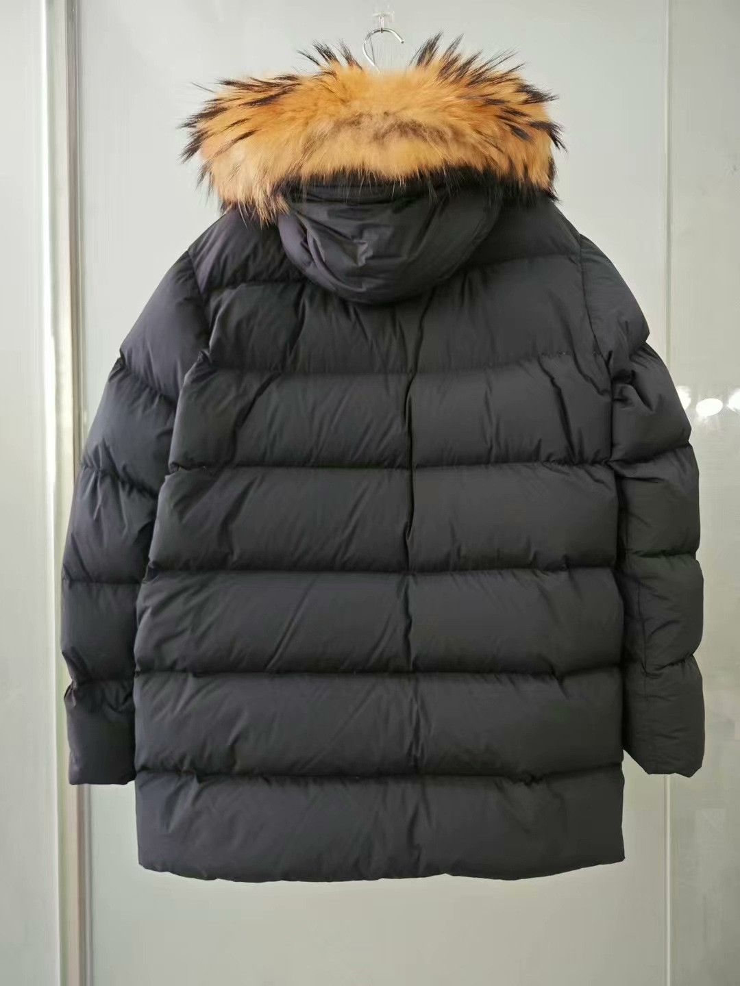 Burberry burberry long puffer coat with fur hood Size US XXL / EU 58 / 5 - 3 Thumbnail