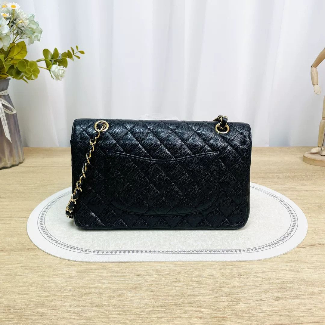 Chanel Pre-loved Bag Very good condition Size ONE SIZE - 2 Thumbnail