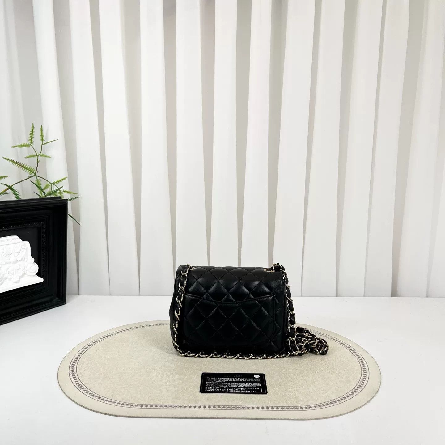 Chanel Pre-loved Bag Very good condition Size ONE SIZE - 2 Thumbnail