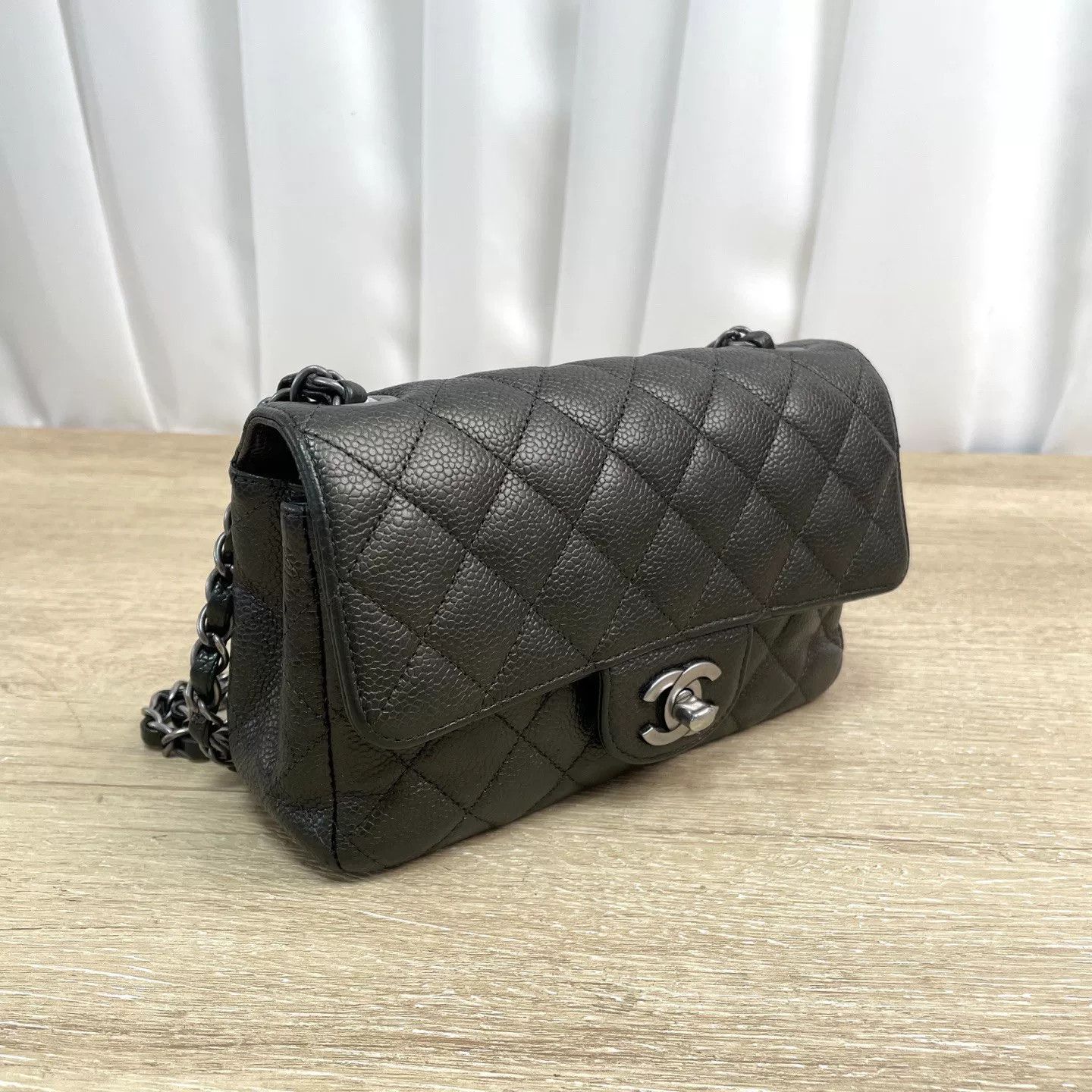 Chanel Pre-loved Bag Very good condition Size ONE SIZE - 3 Thumbnail