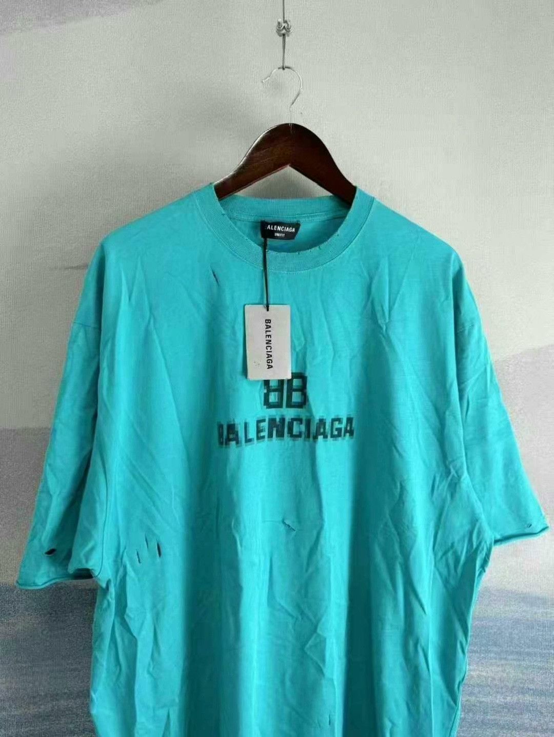 Balenciaga balenciaga lake green graphic short sleeve t-shirt Size US M / EU 48-50 / 2 - 2 Thumbnail