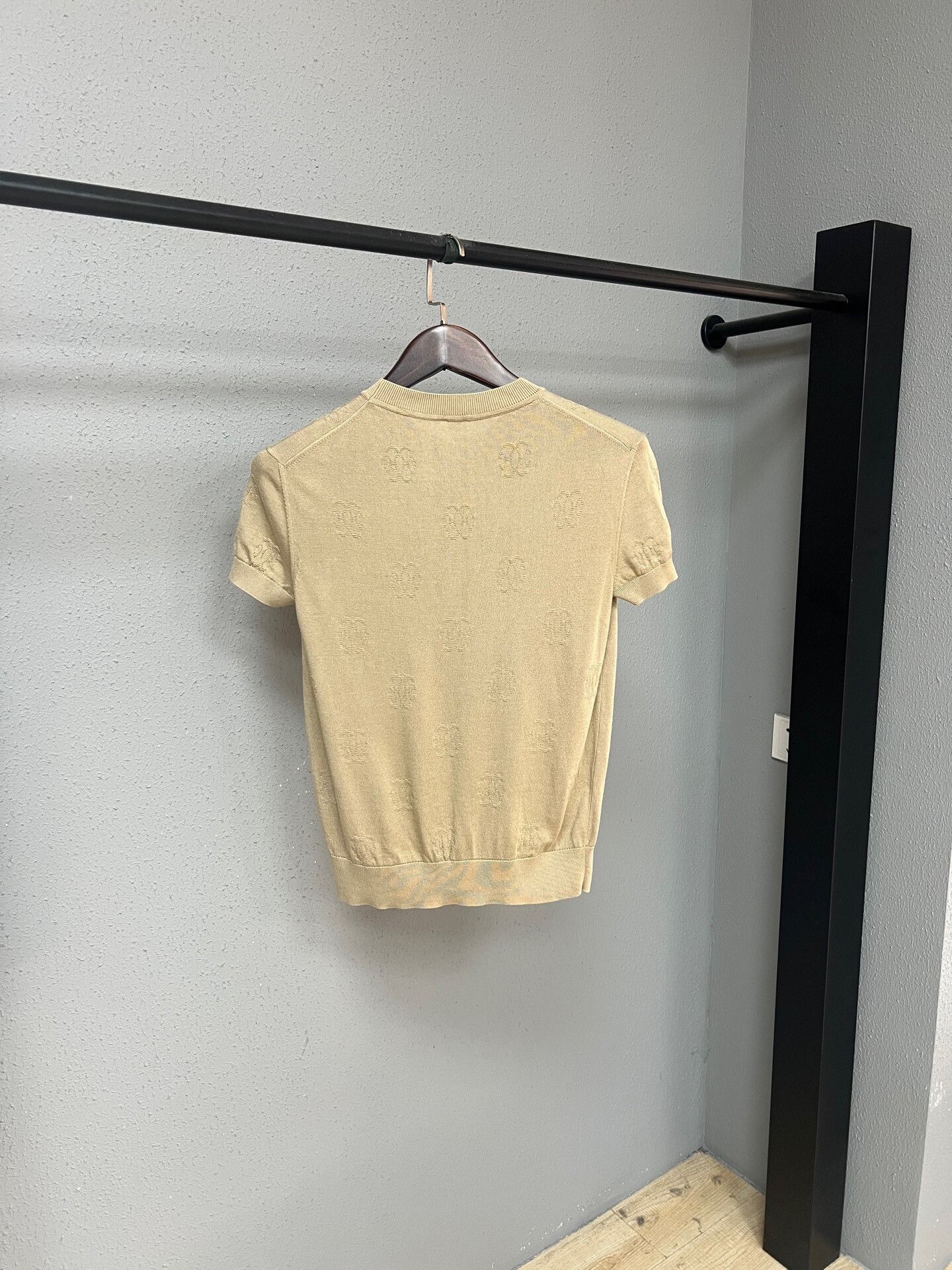 Hermes Hermes Camel Color Knit Short Sleeve Top Size S / US 4 / IT 40 - 2 Thumbnail