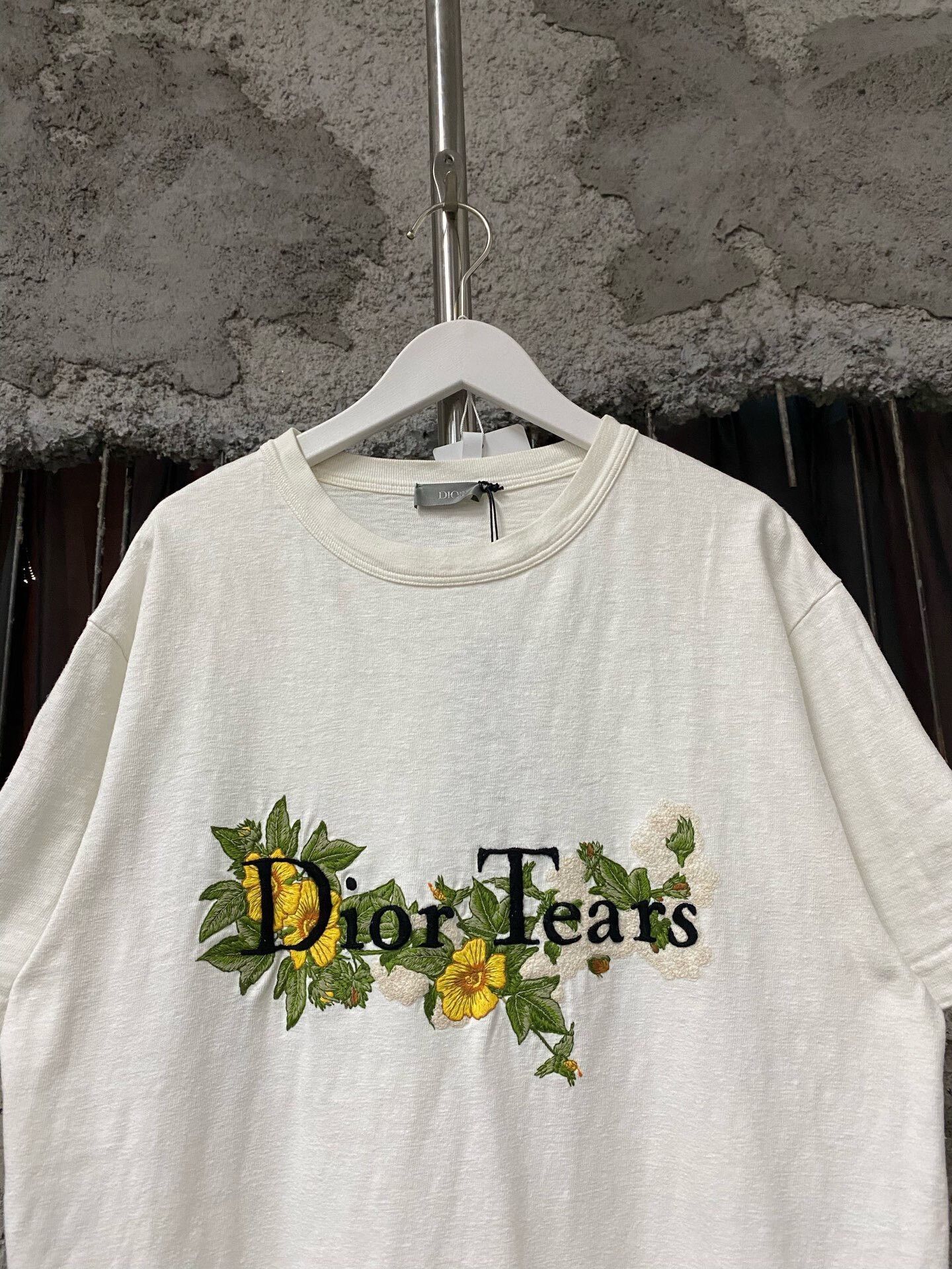 Dior Dior Embroidered Floral Short Sleeve Top Size S / US 4 / IT 40 - 3 Thumbnail