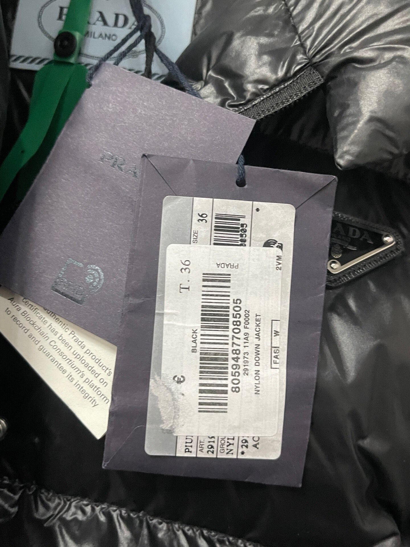 Prada black puffer jacket with detachable sleeves Size S / US 4 / IT 40 - 7 Thumbnail