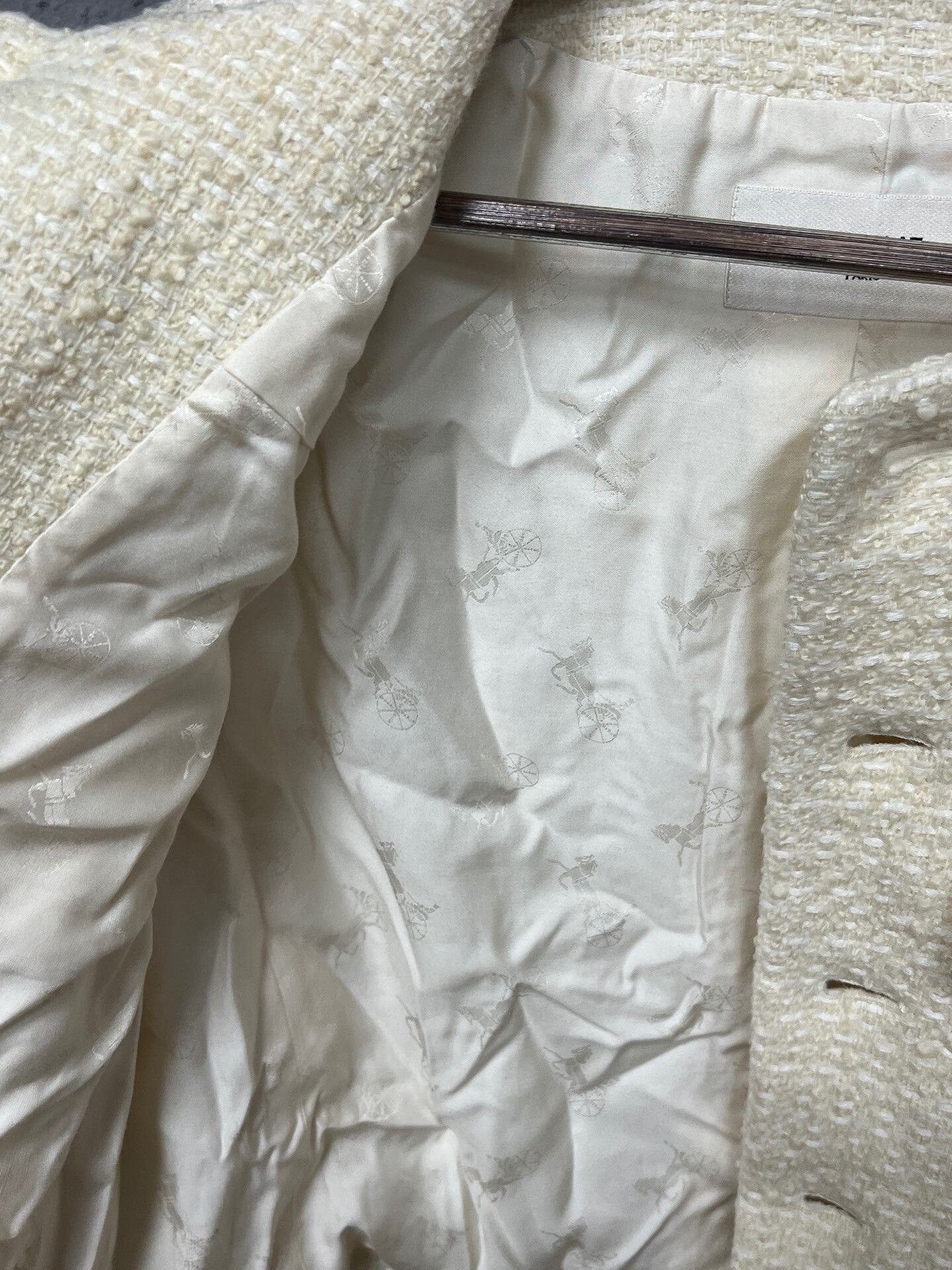Celine Celine White Gold Button Tweed Jacket Size M / US 6-8 / IT 42-44 - 4 Thumbnail