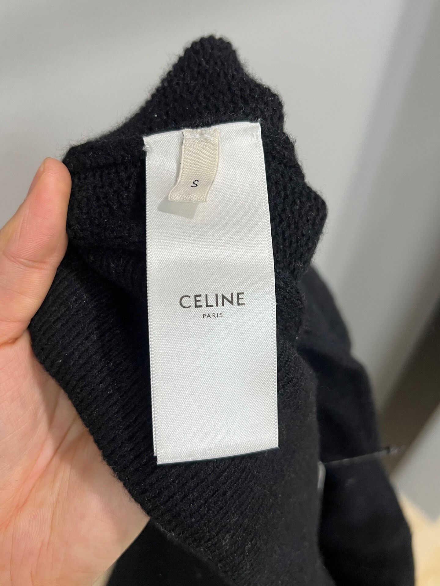 Celine black cashmere sweatpants by Celine Size 28" / US 6 / IT 42 - 4 Thumbnail