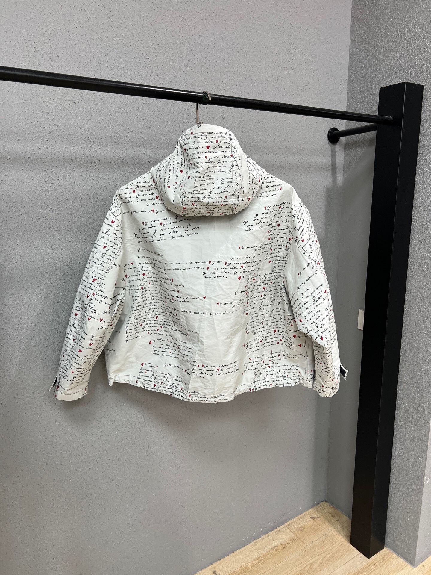 Dior dior white heart limited edition jacket Size S / US 4 / IT 40 - 2 Thumbnail