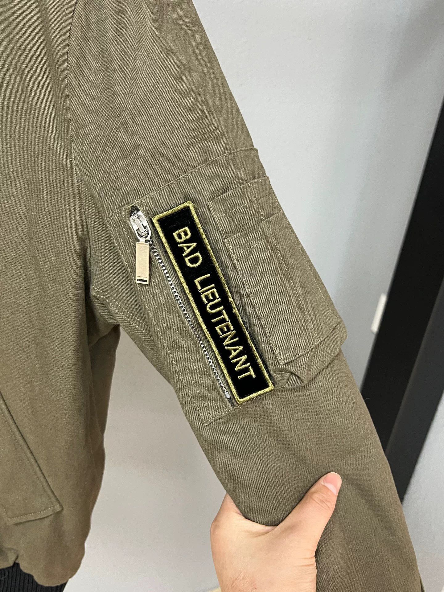Saint Laurent Paris army green fur-collared jacket Size US L / EU 52-54 / 3 - 3 Thumbnail