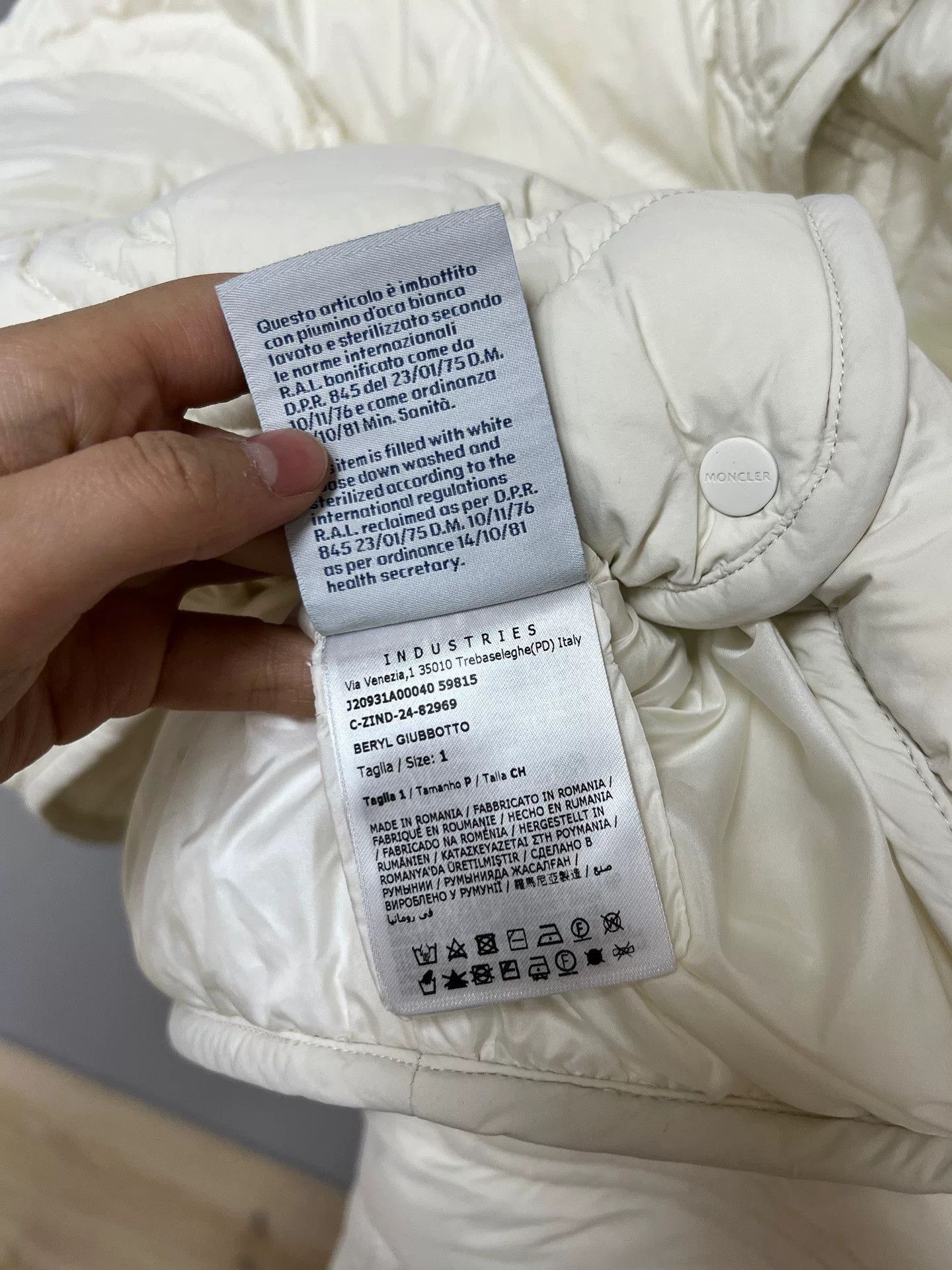 Moncler Moncler White Cloud Down Jacket Size XS / US 0-2 / IT 36-38 - 4 Thumbnail