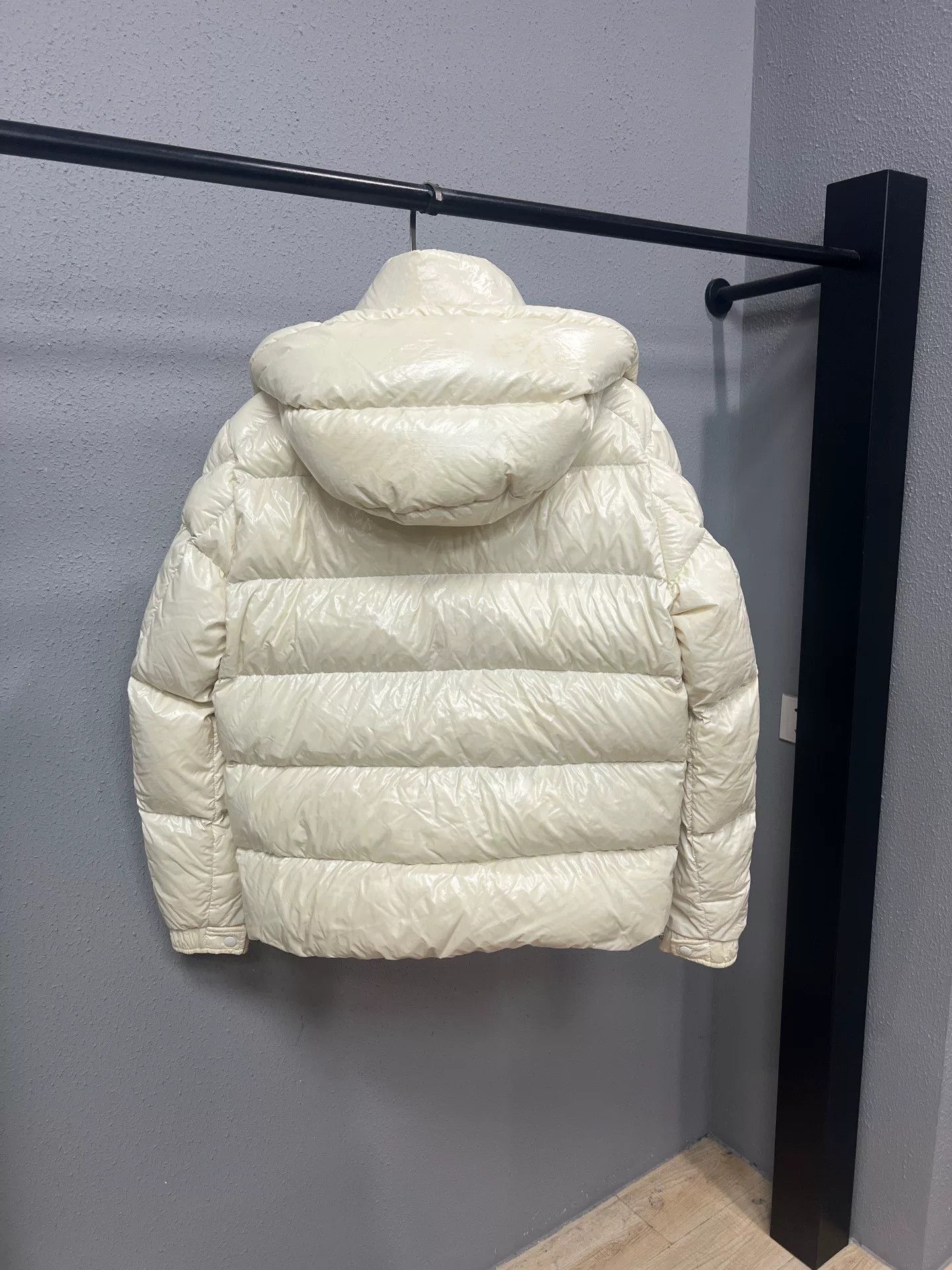 Moncler Moncler Maya 70th Anniversary Down Jacket Size S / US 4 / IT 40 - 2 Thumbnail