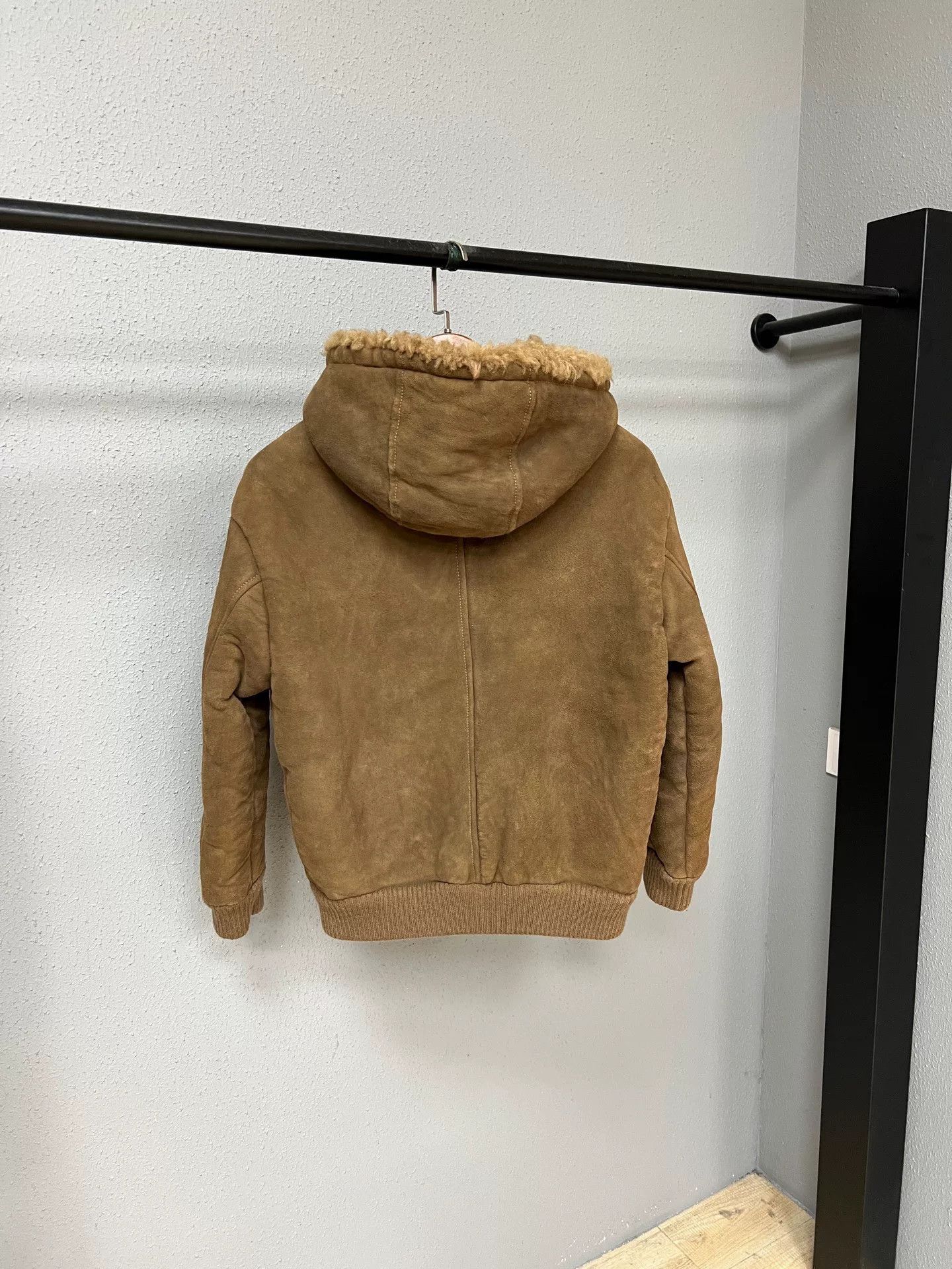 Miu Miu brown shearling hooded jacket Size S / US 4 / IT 40 - 2 Thumbnail