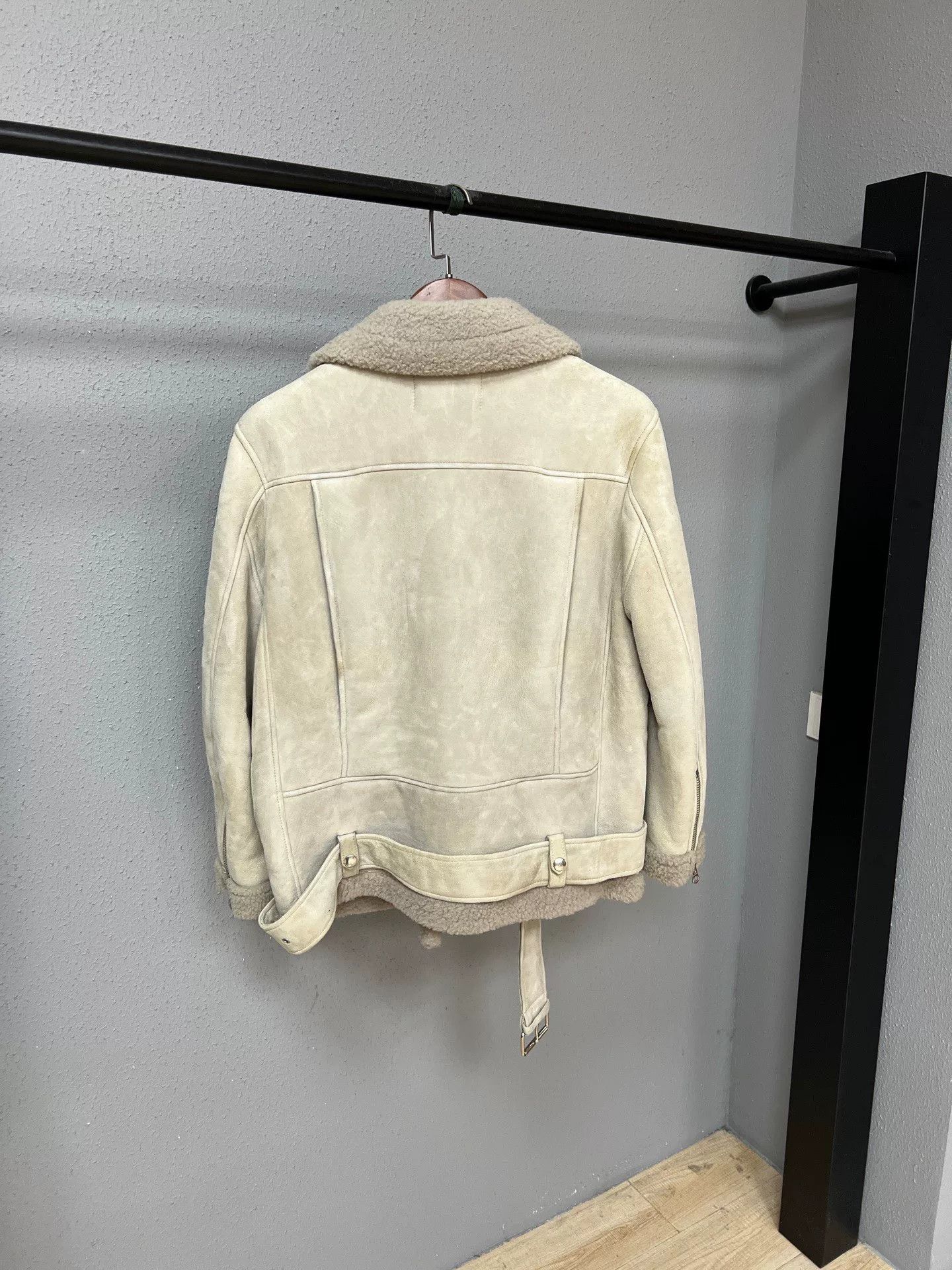 Acne Studios beige shearling jacket by acne studios Size S / US 4 / IT 40 - 2 Thumbnail
