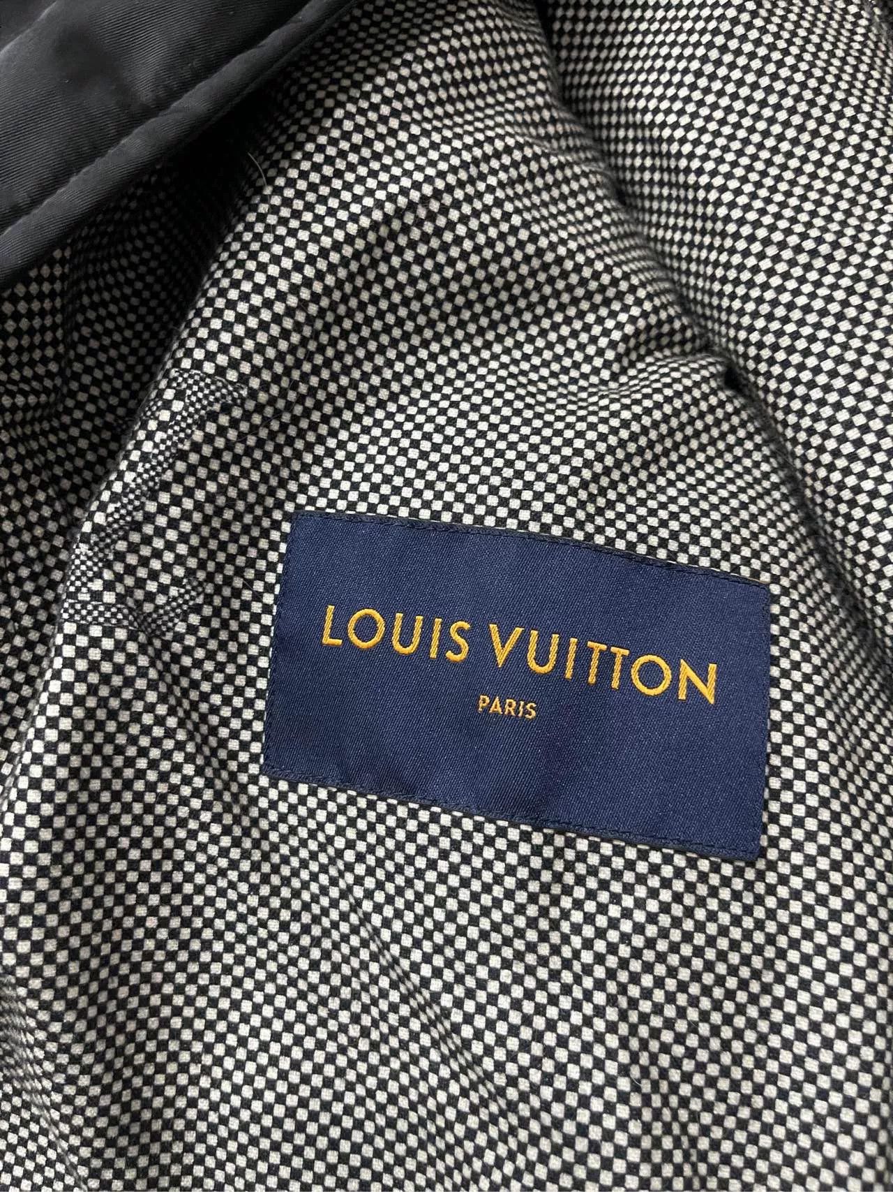 Louis Vuitton louis vuitton nigo mount fuji jacket Size US L / EU 52-54 / 3 - 7 Thumbnail
