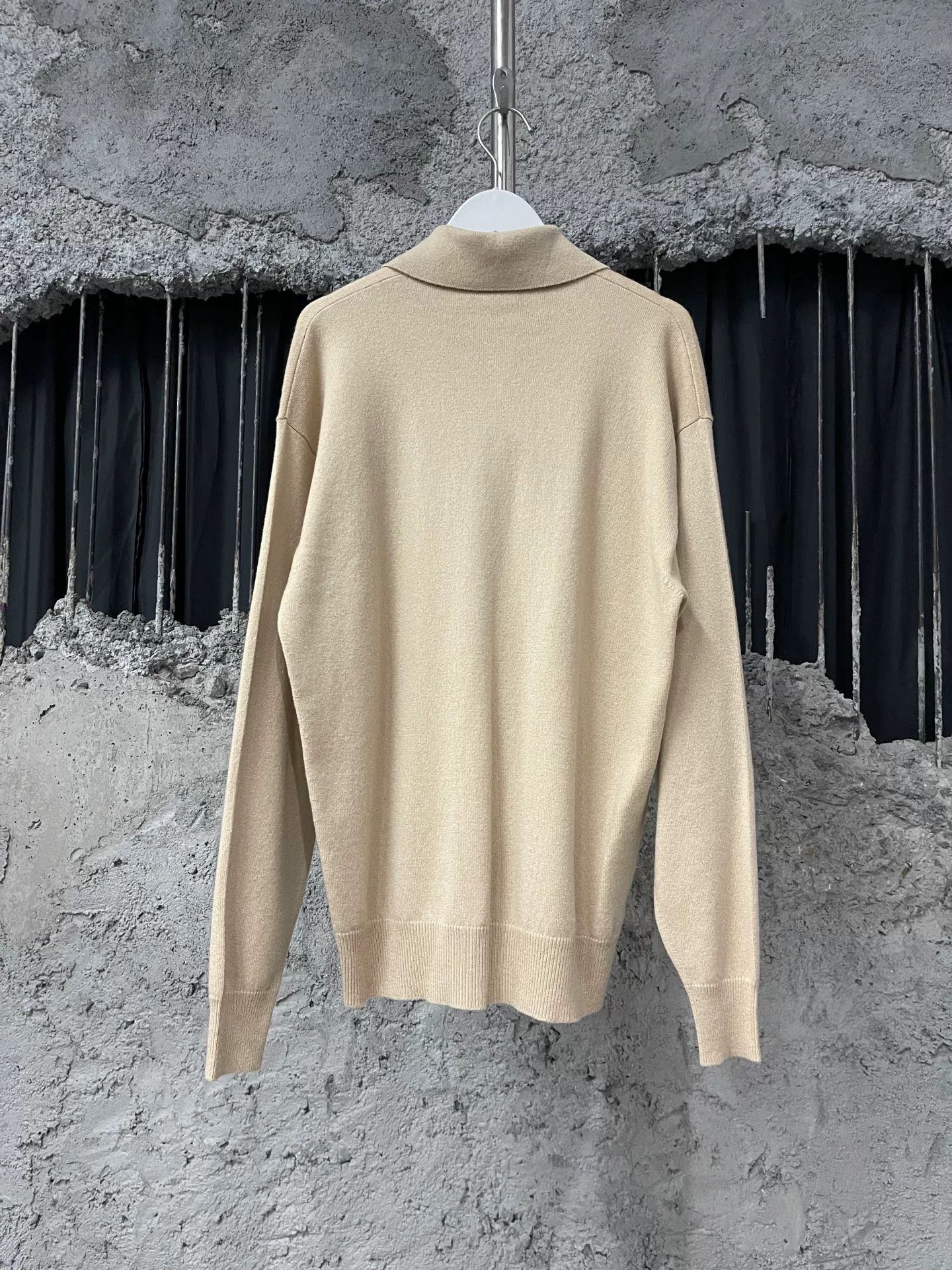 Miu Miu miumiu cashmere knit polo long sleeve Size S / US 4 / IT 40 - 2 Thumbnail