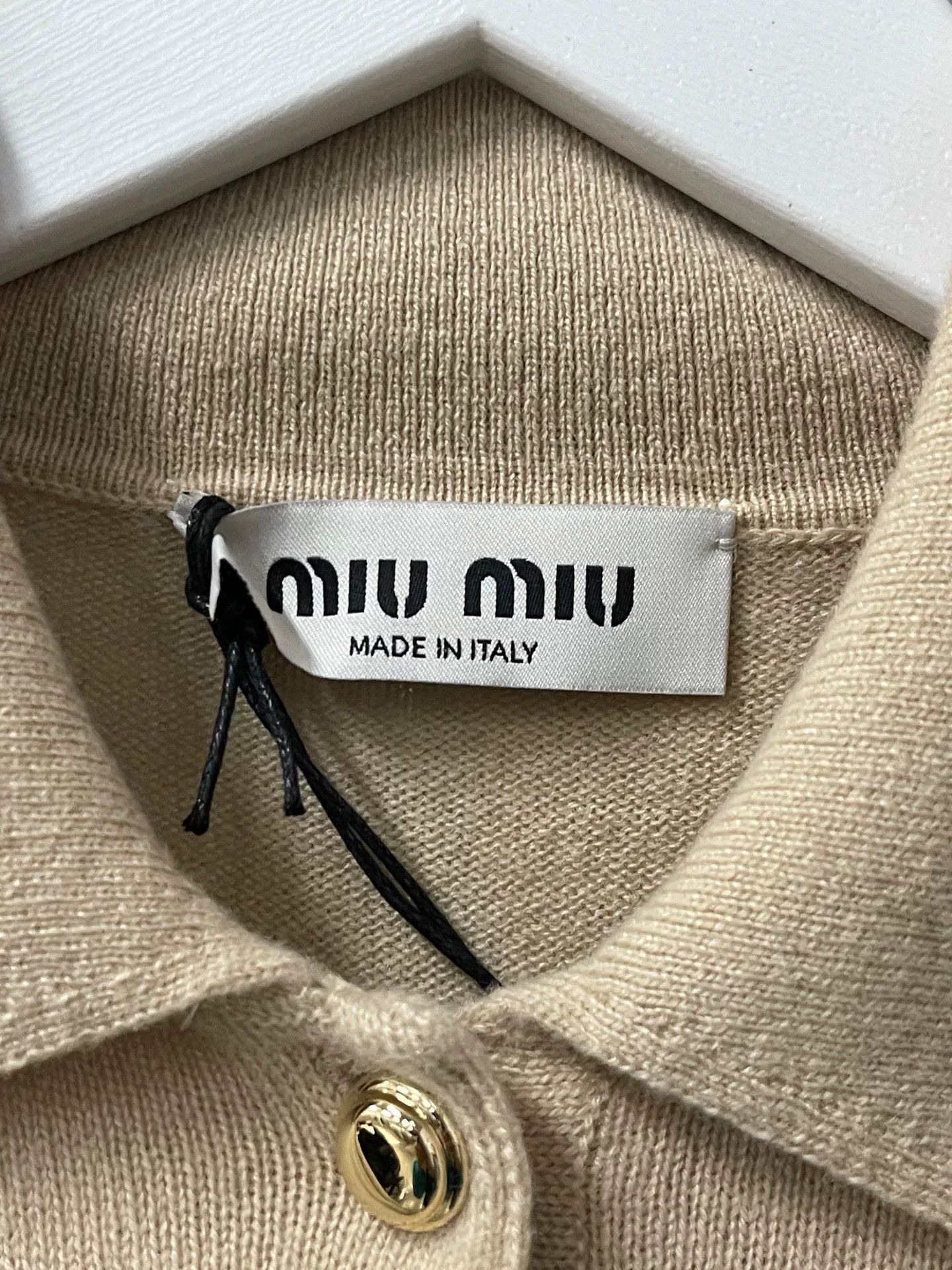 Miu Miu miumiu cashmere knit polo long sleeve Size S / US 4 / IT 40 - 5 Thumbnail