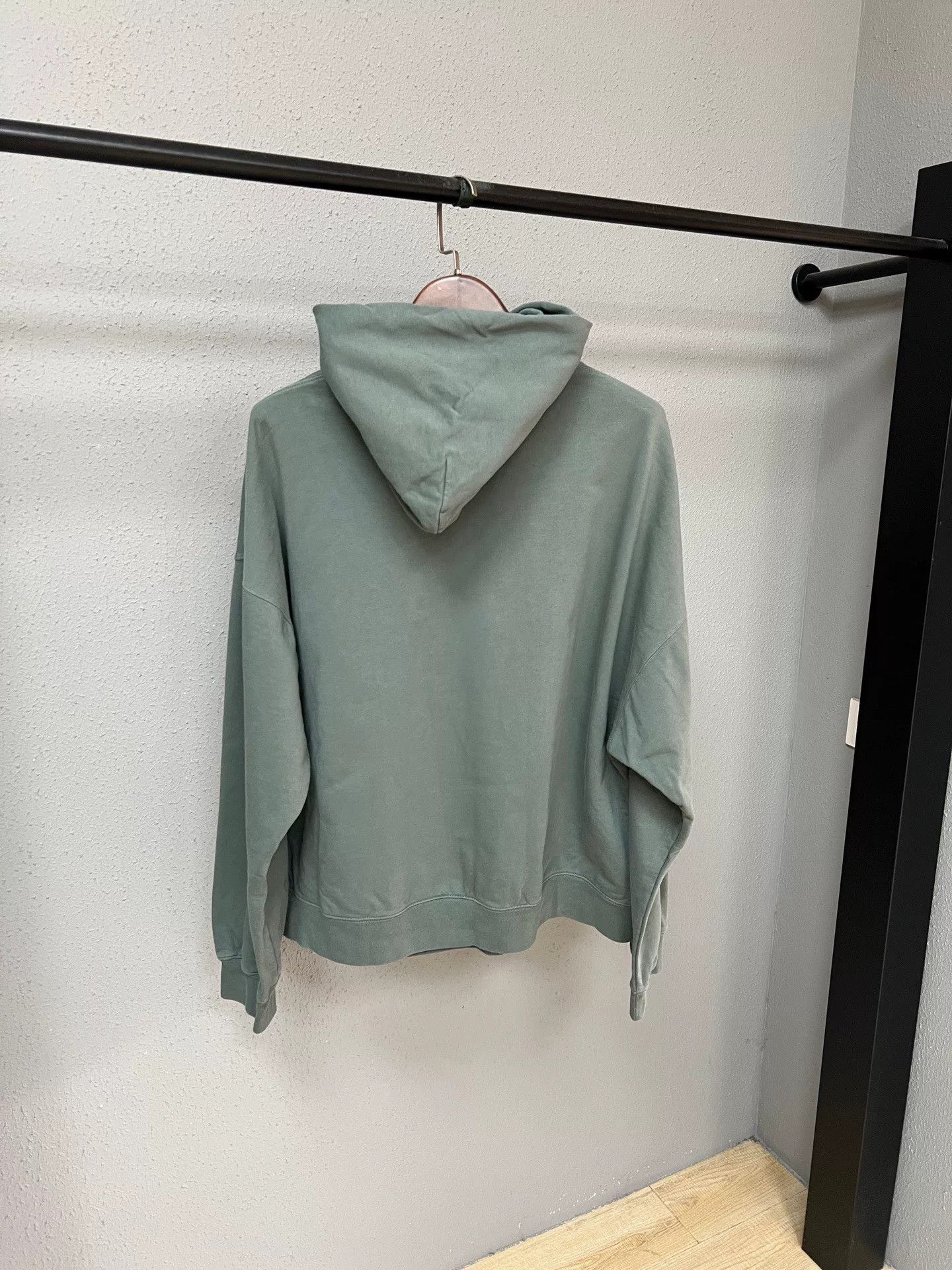 Balenciaga balenciaga logo reverse hooded sweatshirt Size US M / EU 48-50 / 2 - 2 Thumbnail