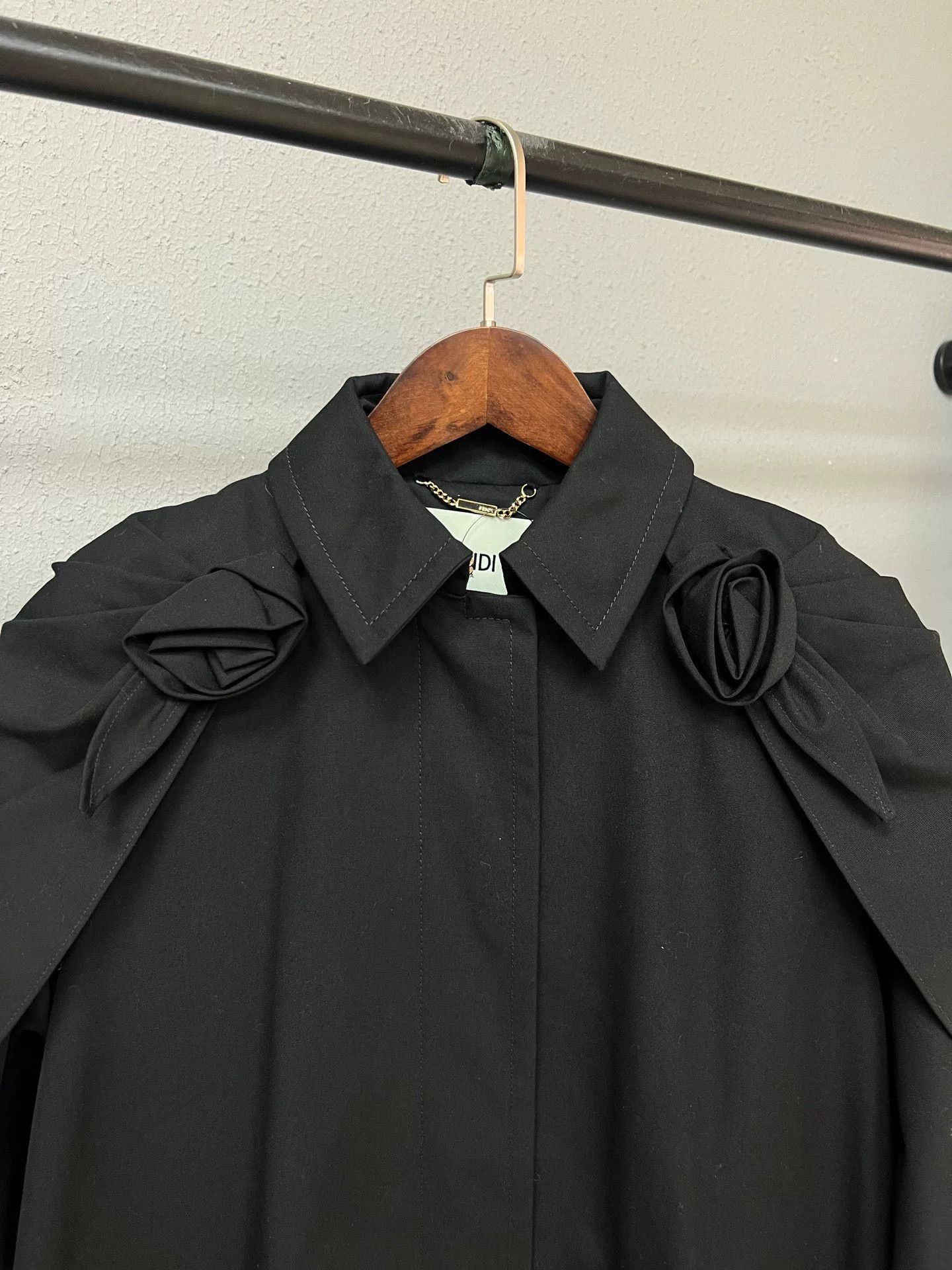 Fendi Fendi Black Rose Cape Coat Size S / US 4 / IT 40 - 3 Thumbnail