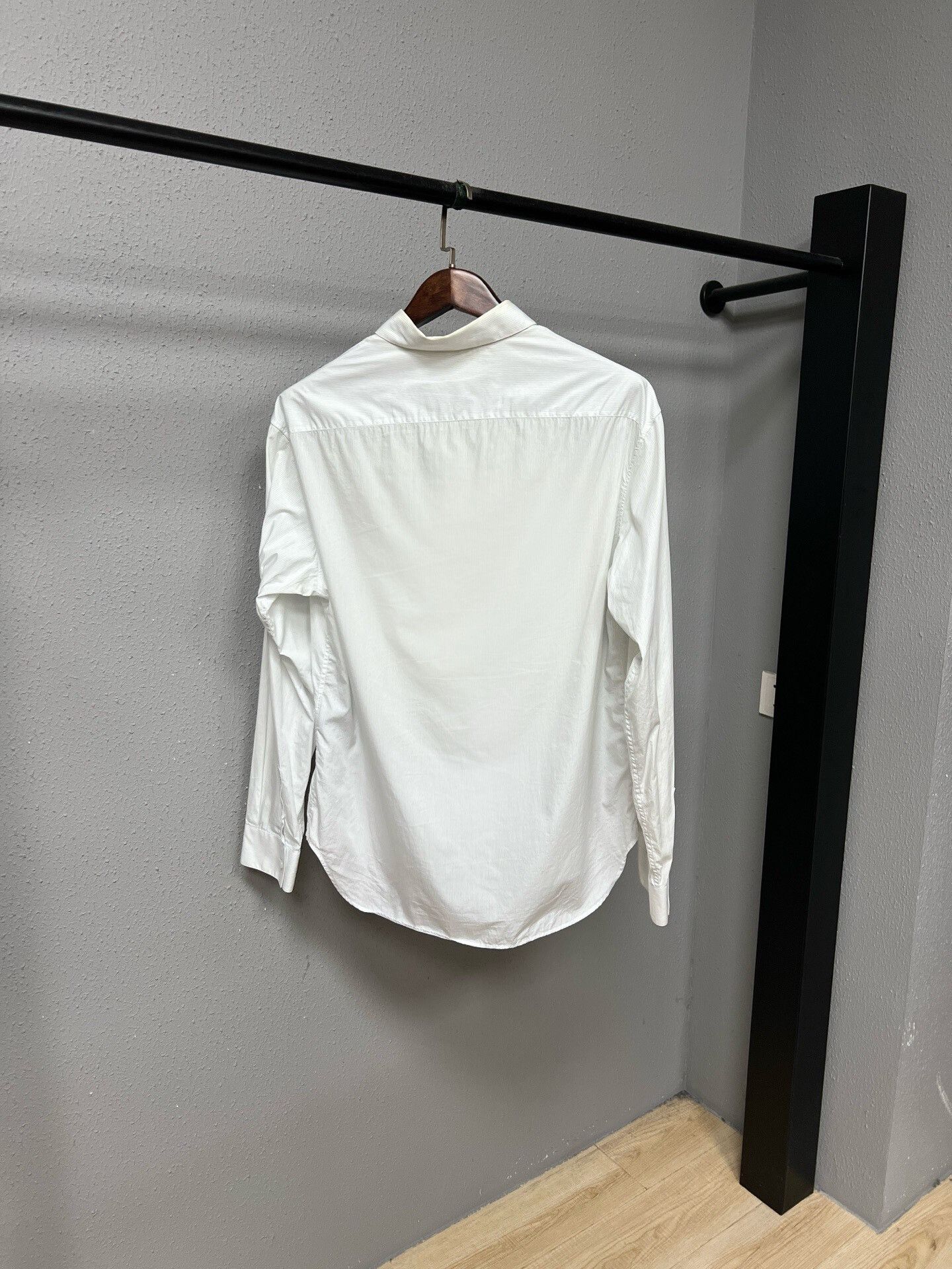 Dior dior white logo long sleeve shirt Size US M / EU 48-50 / 2 - 2 Thumbnail