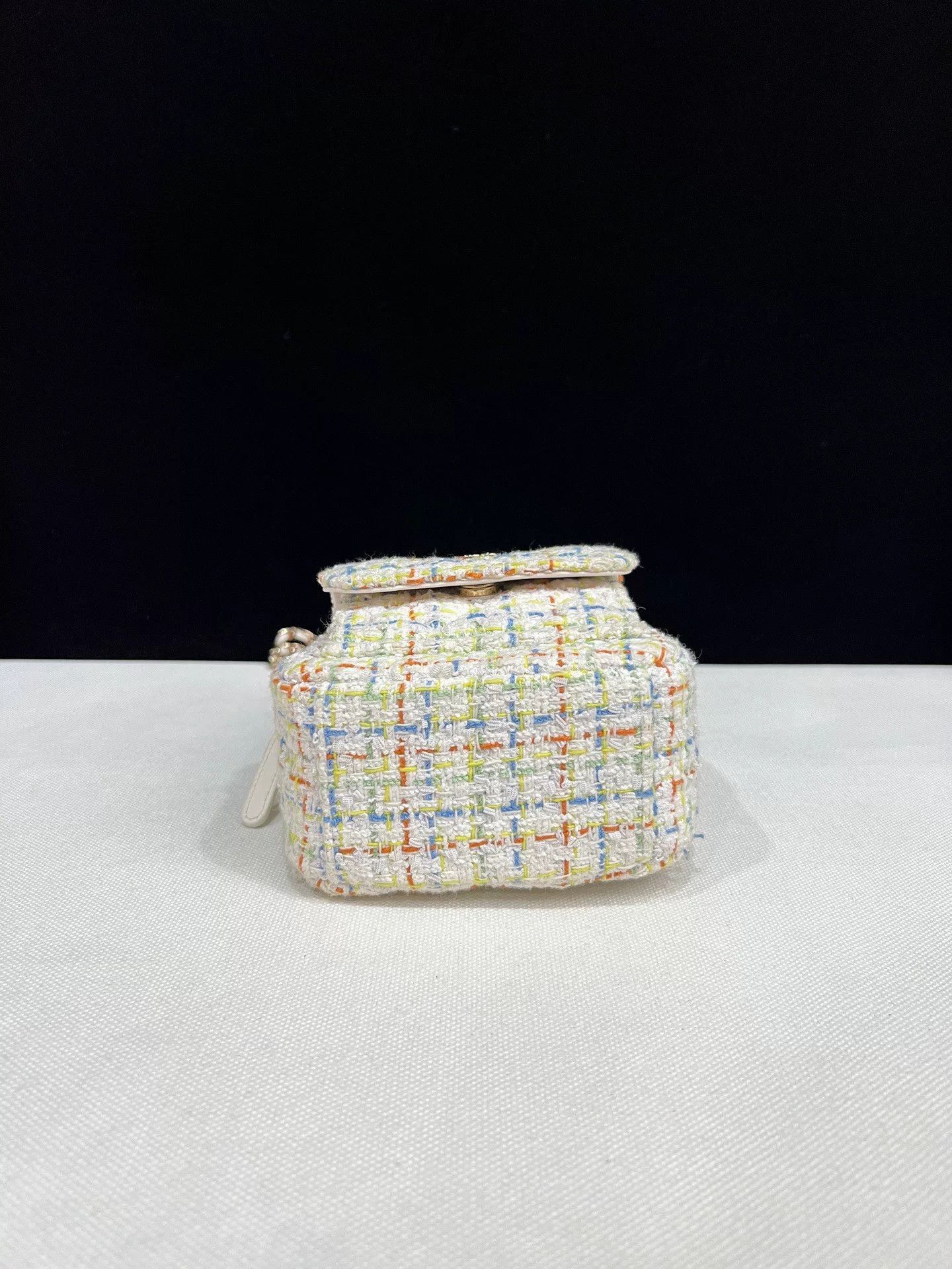 Chanel Pre-loved Bag Very good condition Size ONE SIZE - 5 Thumbnail