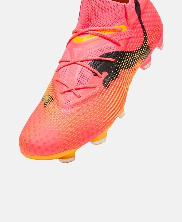 Puma FUTURE 7 ULTIMATE FG/AG Football boots Size US 13 / EU 46 - 4 Thumbnail