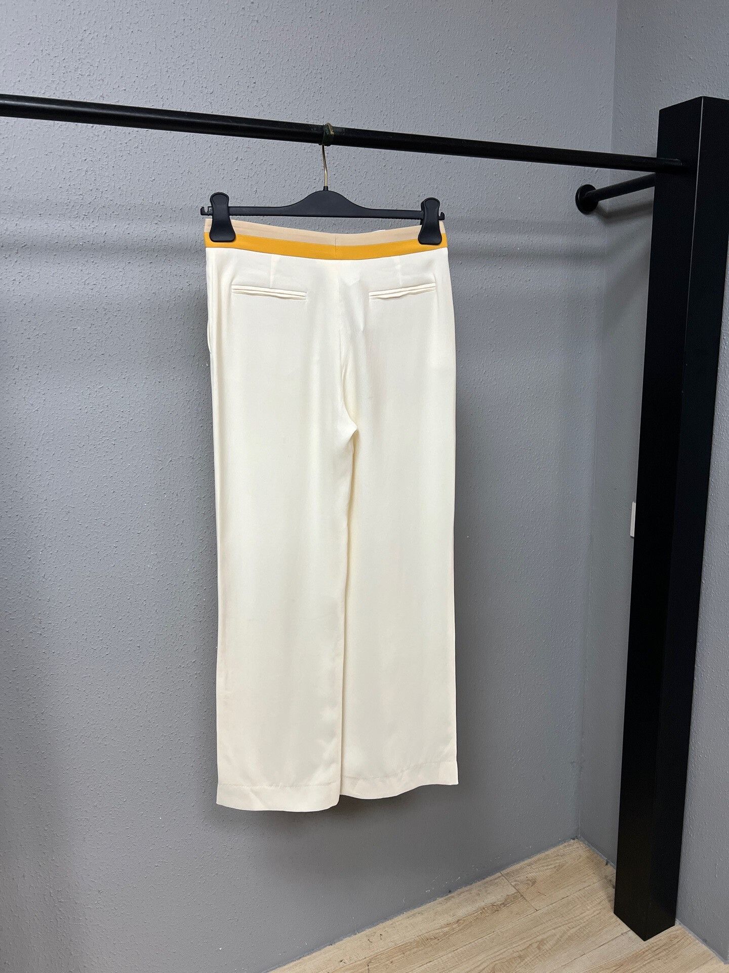 Loro Piana Loro Piana White Silk Wide-Leg Pants Size 38" / US 16 / IT 52 - 2 Thumbnail