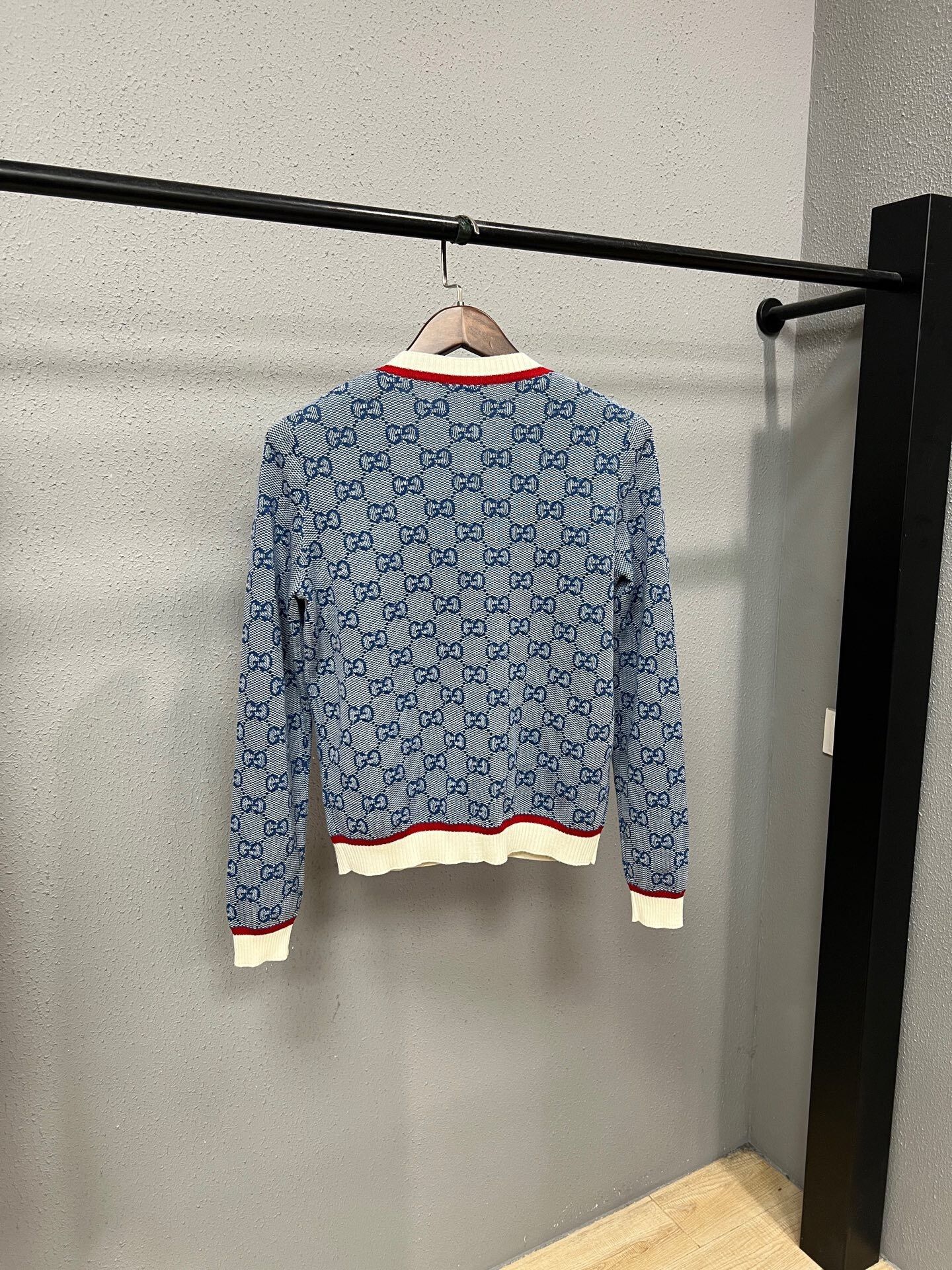 Gucci gucci blue patterned cardigan size L Size L / US 10 / IT 46 - 2 Thumbnail