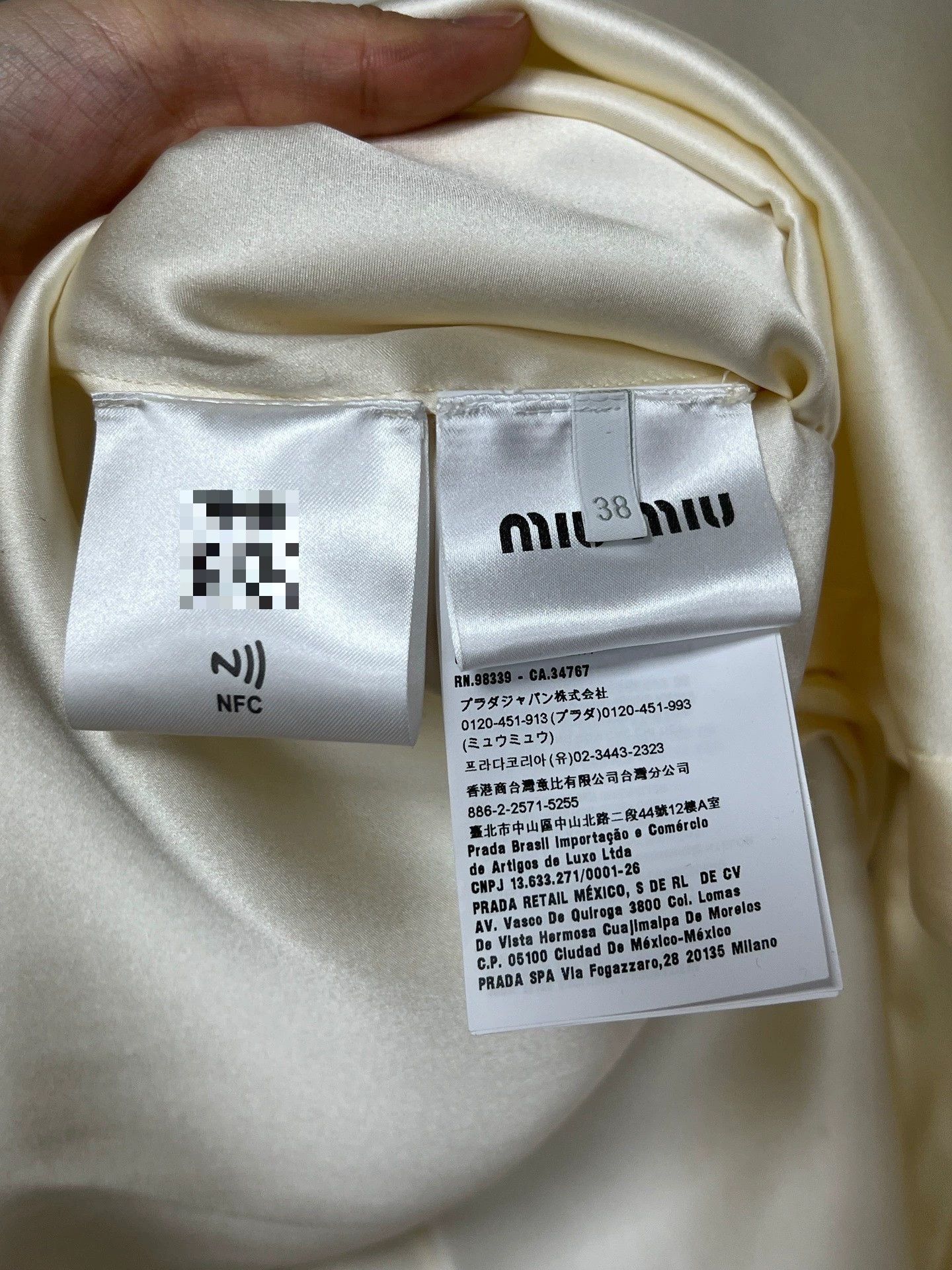 Miu Miu miumiu crystal silk blouse in size 38 Size S / US 4 / IT 40 - 5 Thumbnail