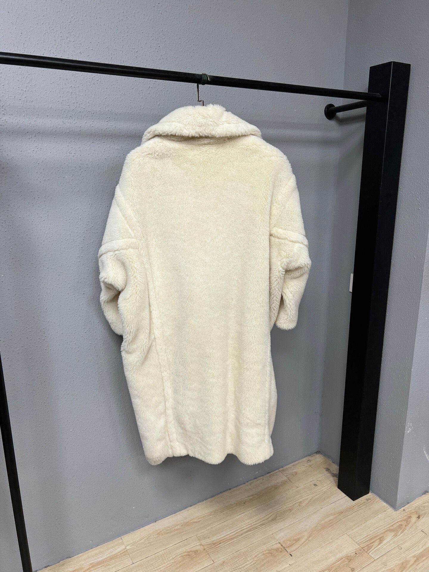 Max Mara Maxmara Beige Teddy Coat Size S Size S / US 4 / IT 40 - 2 Thumbnail