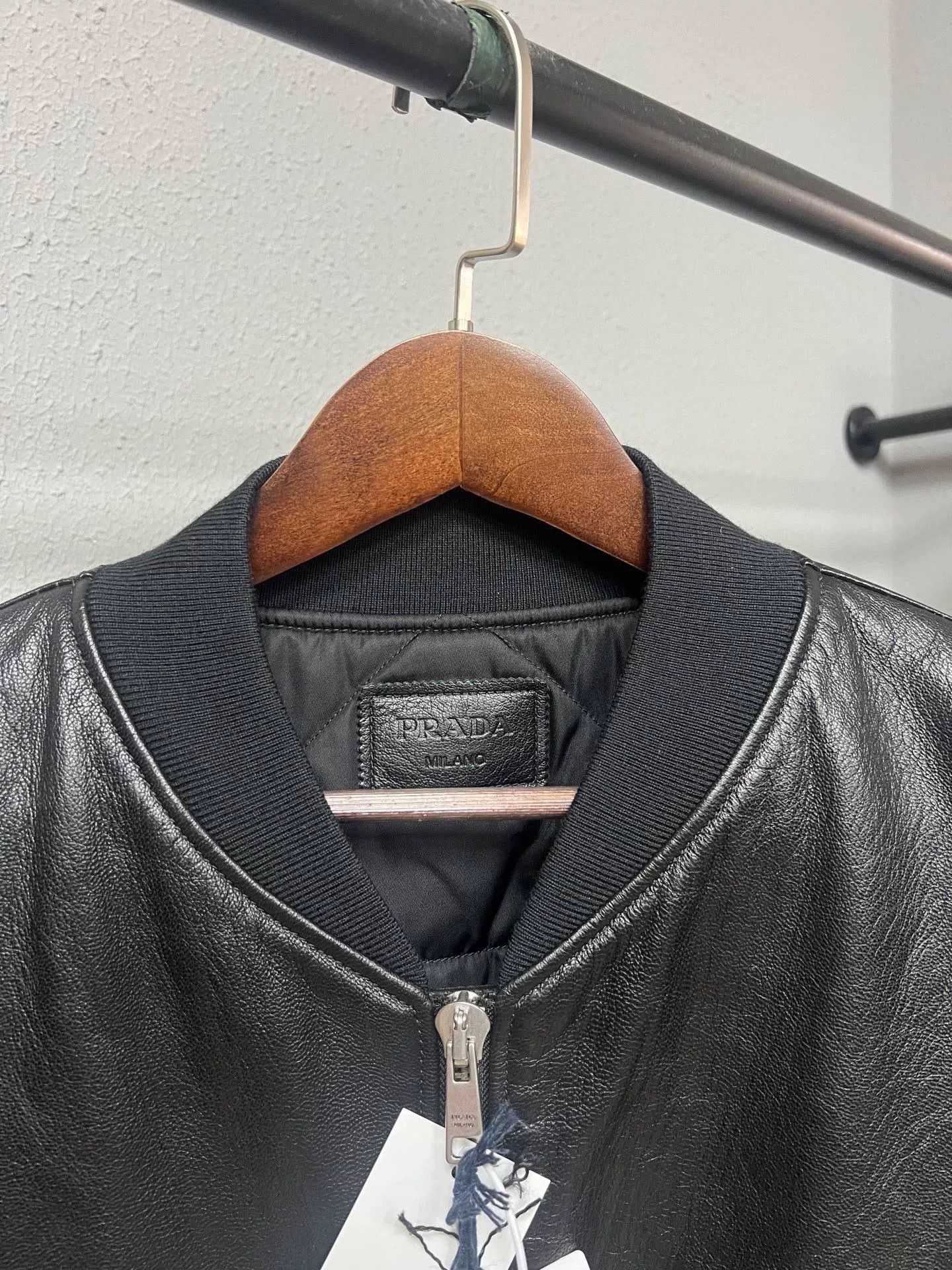 Prada black leather belted coat by Prada Size M / US 6-8 / IT 42-44 - 4 Thumbnail
