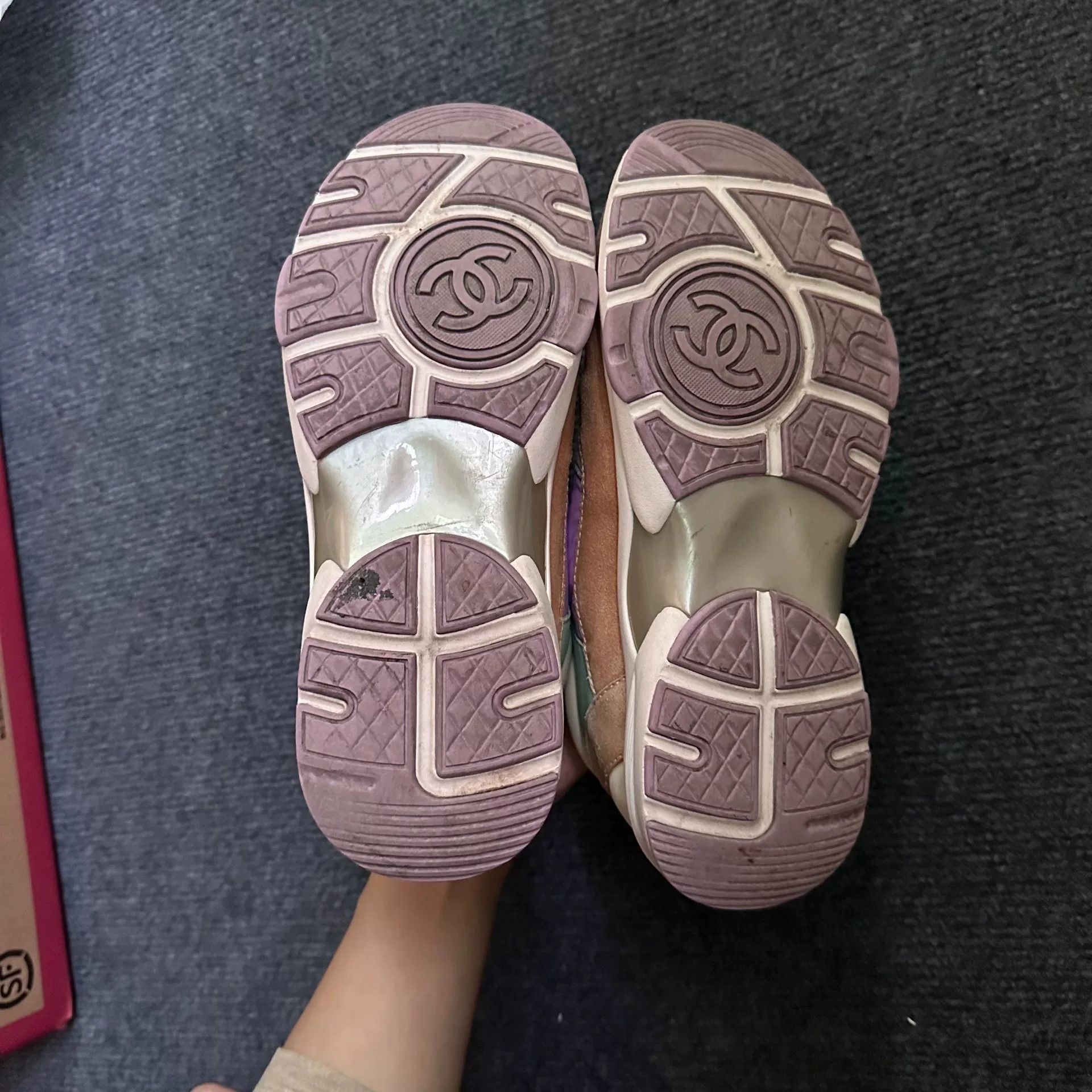 Chanel chanel purple athletic sneakers size 36.5 Size US 6 / IT 36 - 5 Thumbnail