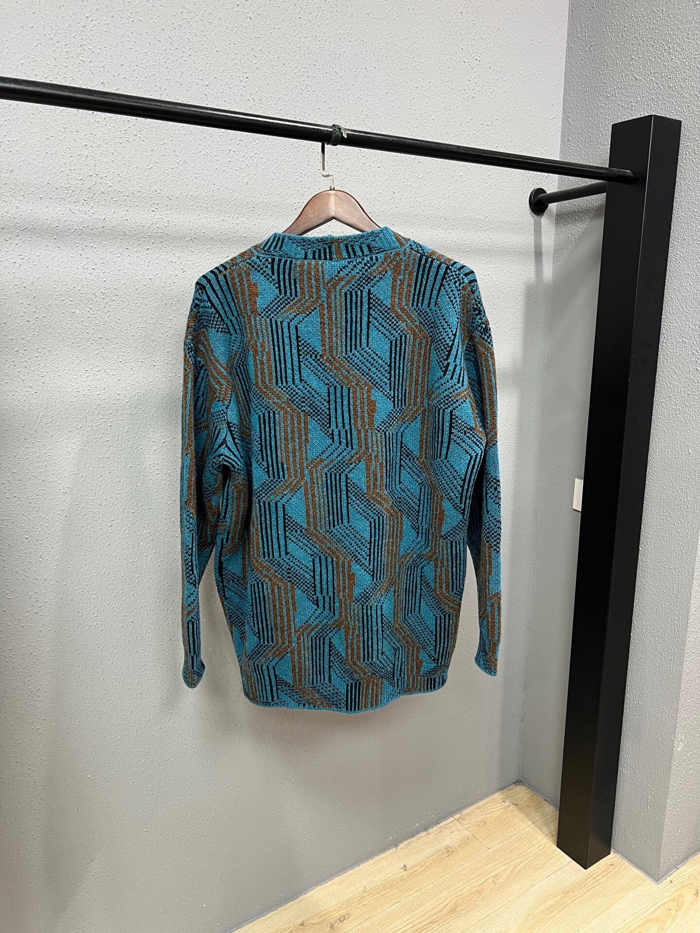 Prada Prada Jacquard Cardigan in Size 42 Size M / US 6-8 / IT 42-44 - 2 Thumbnail