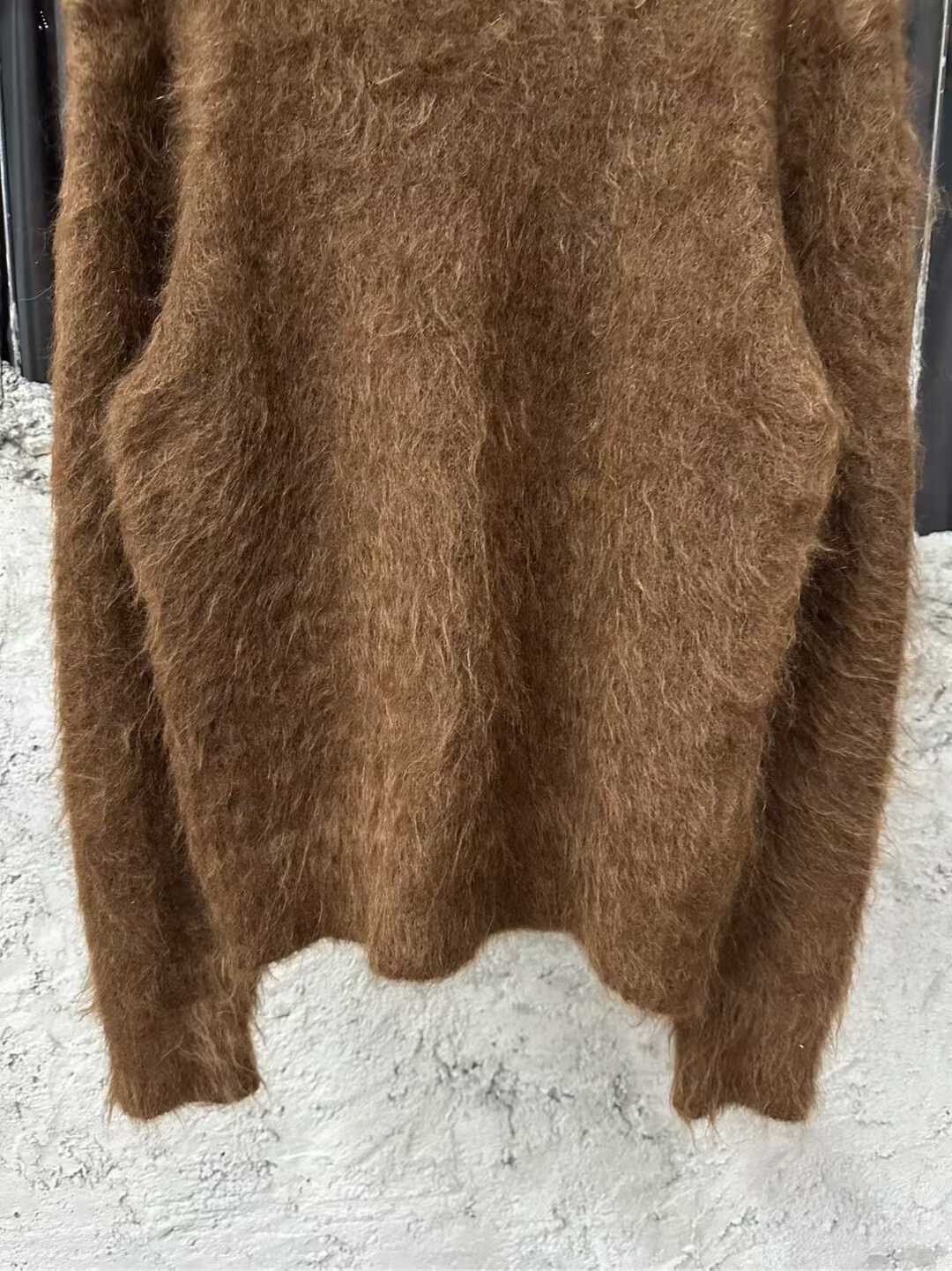 AMI brown fuzzy knit sweater Size US L / EU 52-54 / 3 - 4 Thumbnail