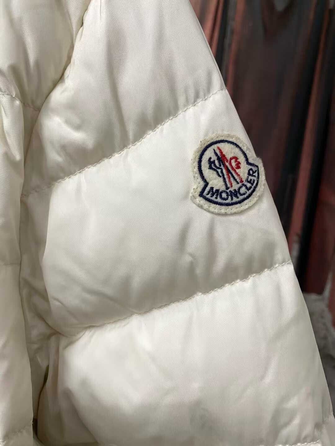 Moncler moncler cream belt puffer jacket Size S / US 4 / IT 40 - 5 Thumbnail