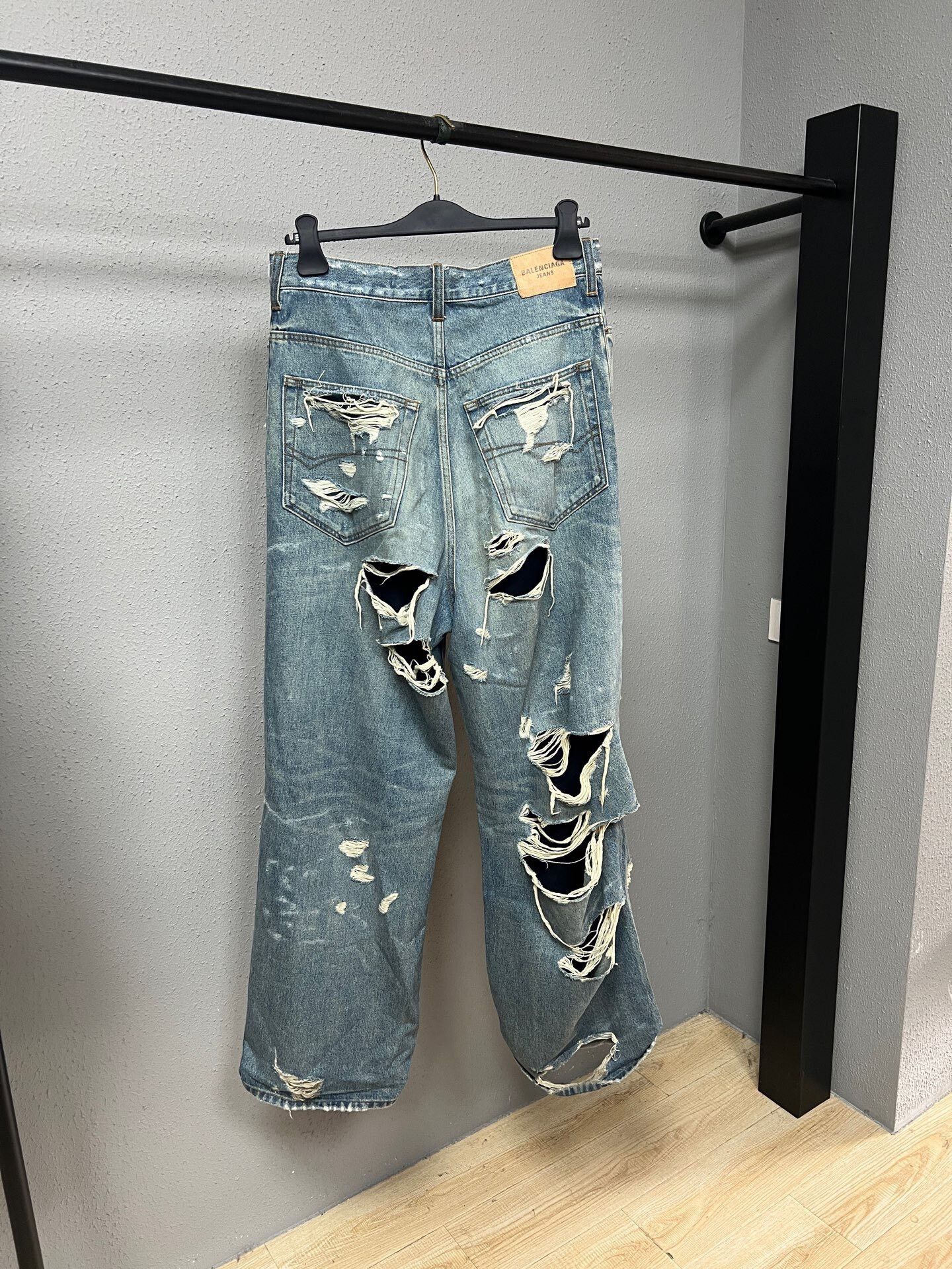 Balenciaga balenciaga dual-layer distressed denim pants Size US 30 / EU 46 - 2 Thumbnail