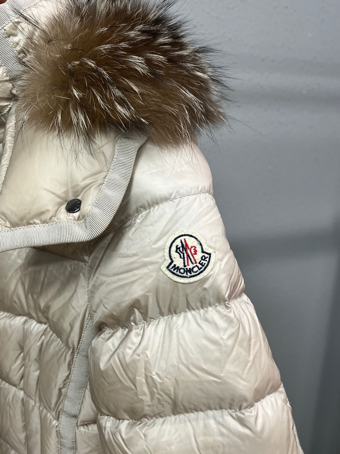 Moncler long puffer coat with fur collar Size XXS / US 00 / IT 34 - 3 Thumbnail