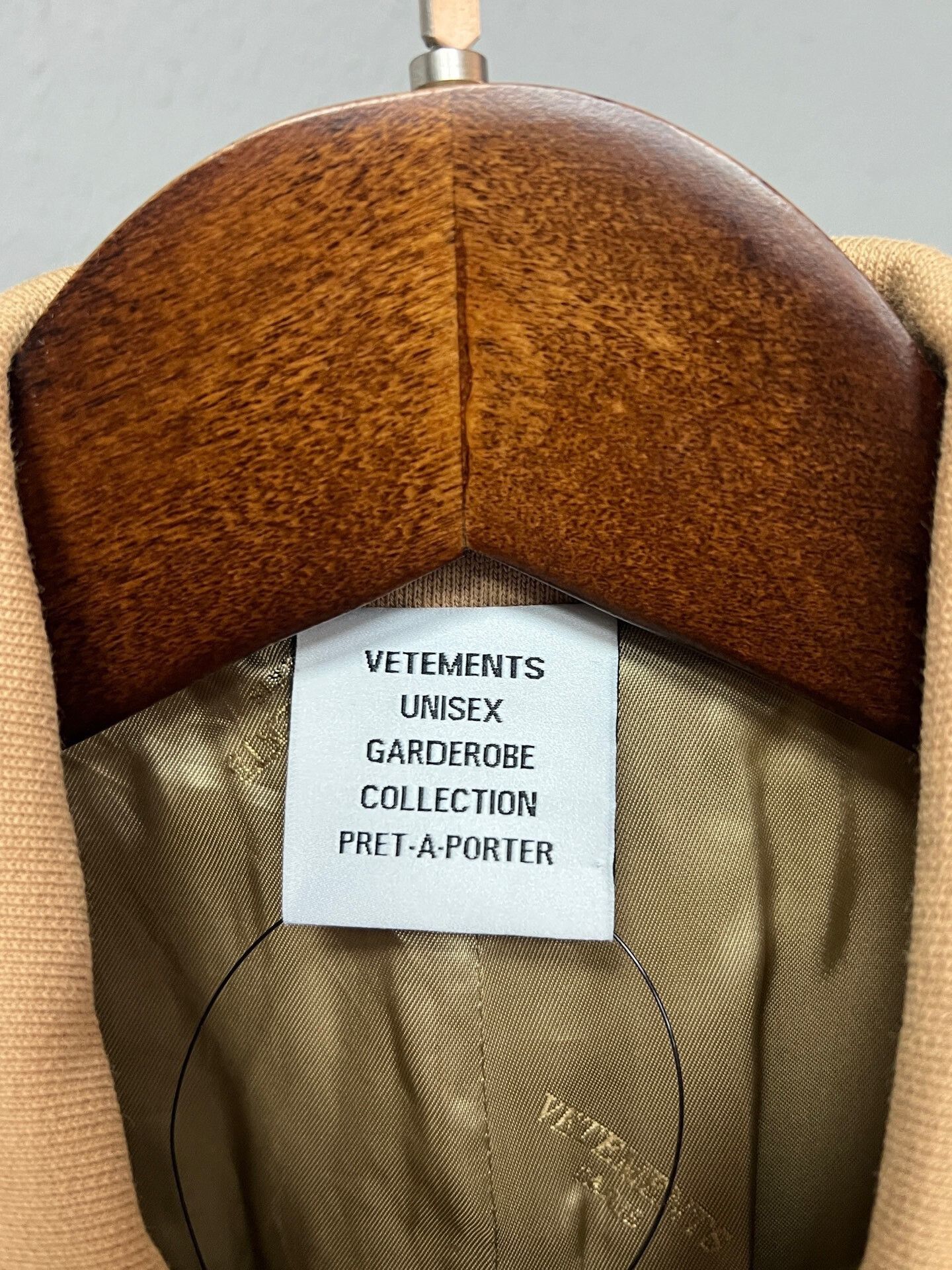 Vetements khaki long coat by Vtements Size S / US 4 / IT 40 - 4 Thumbnail