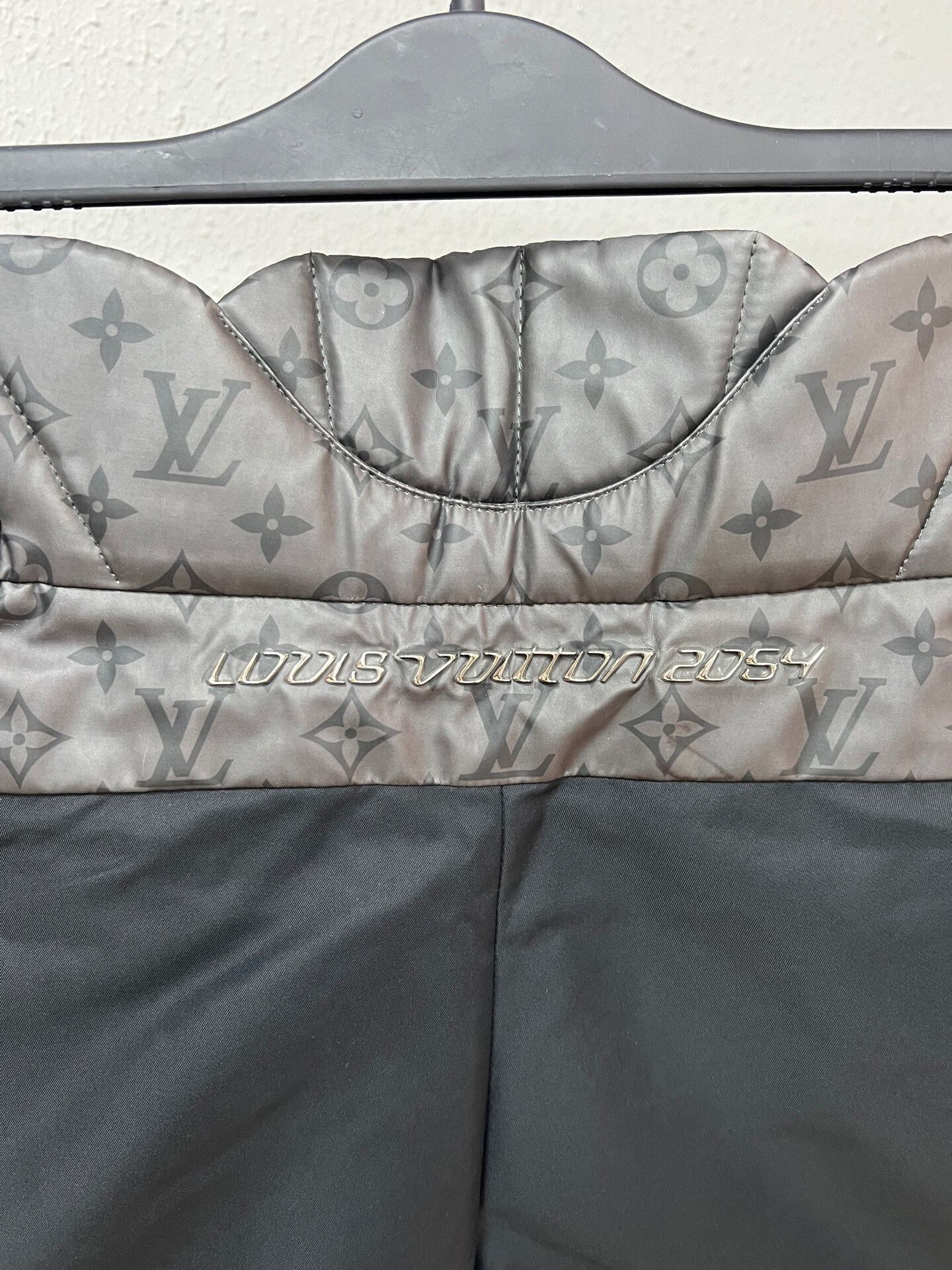 Louis Vuitton louis vuitton black gray functional shorts Size US 32 / EU 48 - 4 Thumbnail