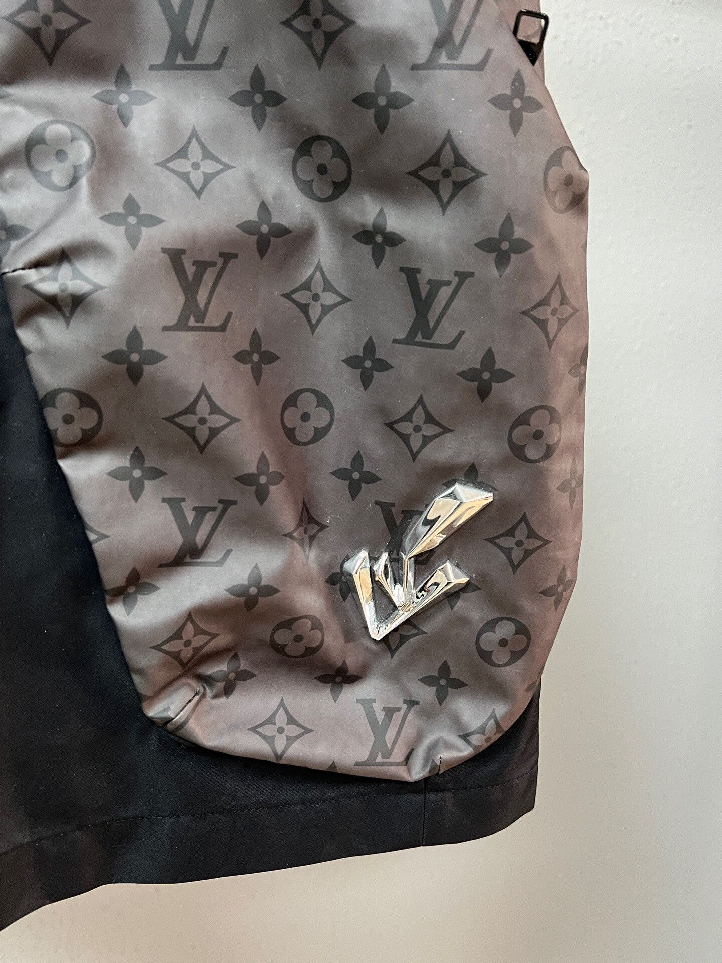 Louis Vuitton louis vuitton black gray functional shorts Size US 32 / EU 48 - 3 Thumbnail