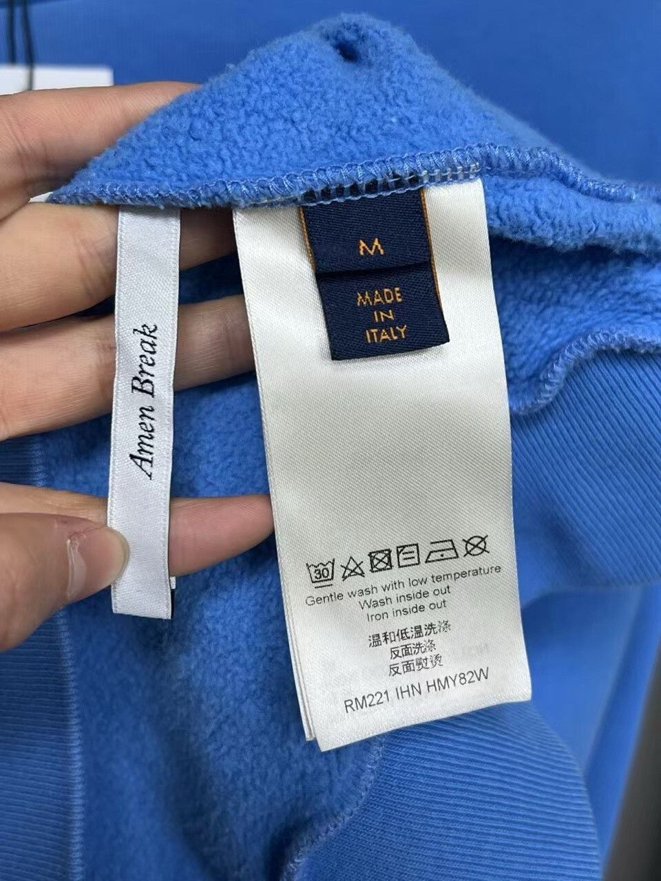 Louis Vuitton lv blue logo sweatshirt in size medium Size US M / EU 48-50 / 2 - 3 Thumbnail