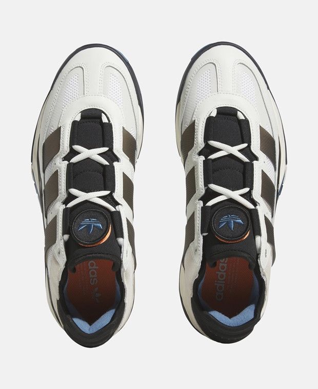 Training shoes