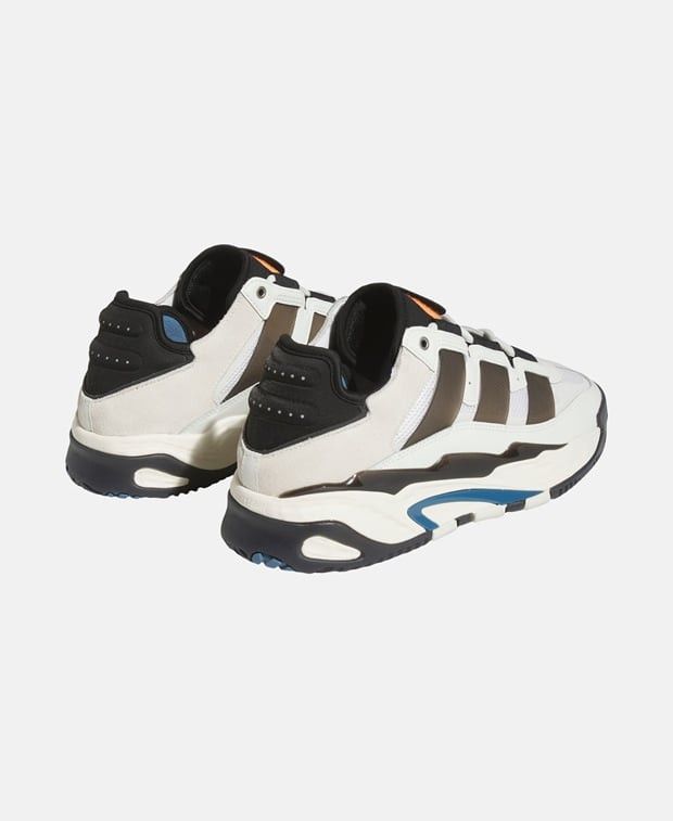 Training shoes