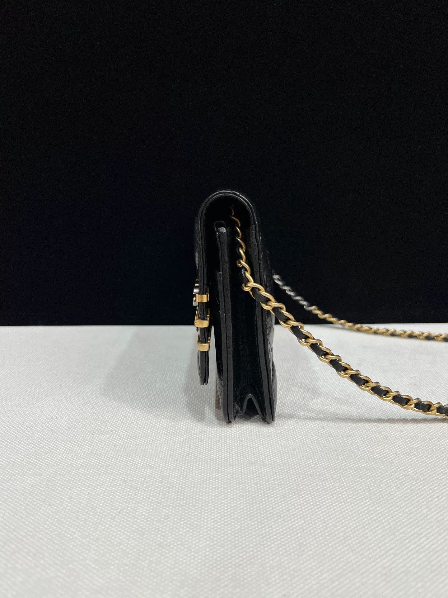 Chanel Pre-loved Bag Very good condition Size ONE SIZE - 5 Thumbnail