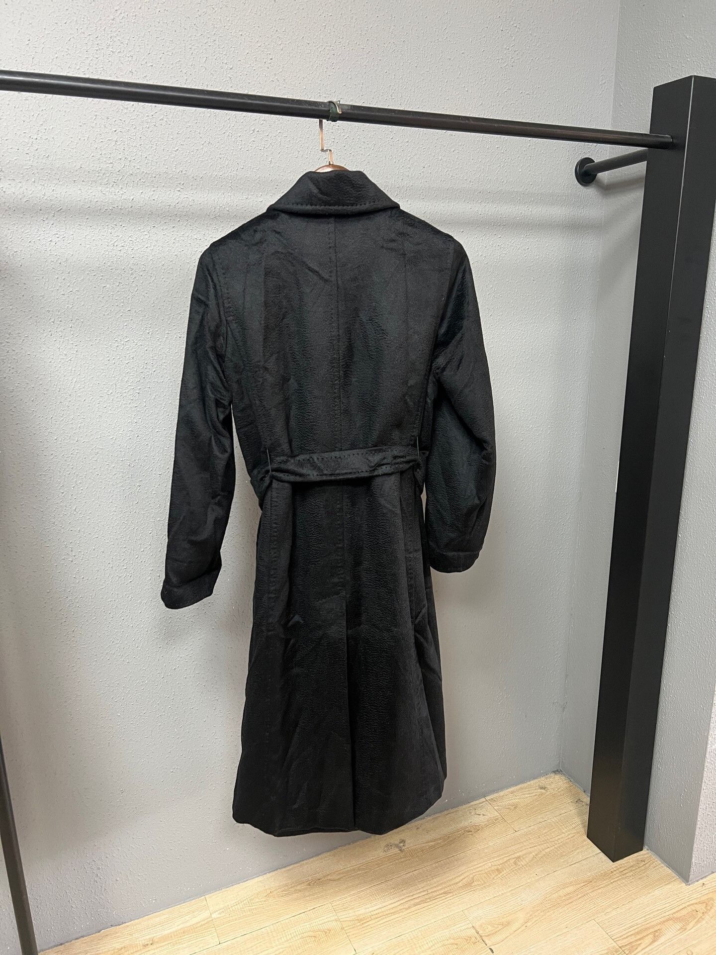 Max Mara Maxmara Black Textured Coat Size 38 Size M / US 6-8 / IT 42-44 - 2 Thumbnail