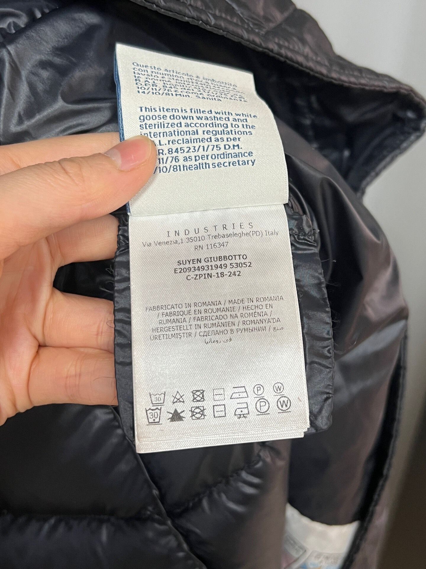 Moncler Moncler Suyen Black Down Jacket Size XS / US 0-2 / IT 36-38 - 5 Thumbnail