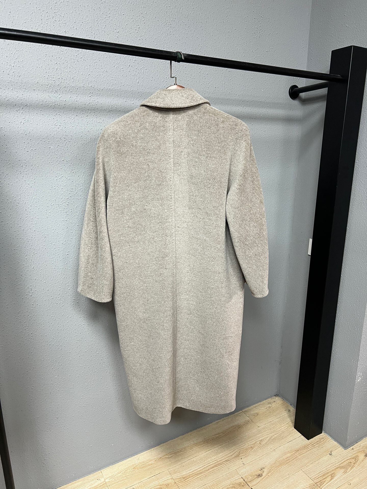 Max Mara elegant maxmara coat in beige color Size XS / US 0-2 / IT 36-38 - 2 Thumbnail
