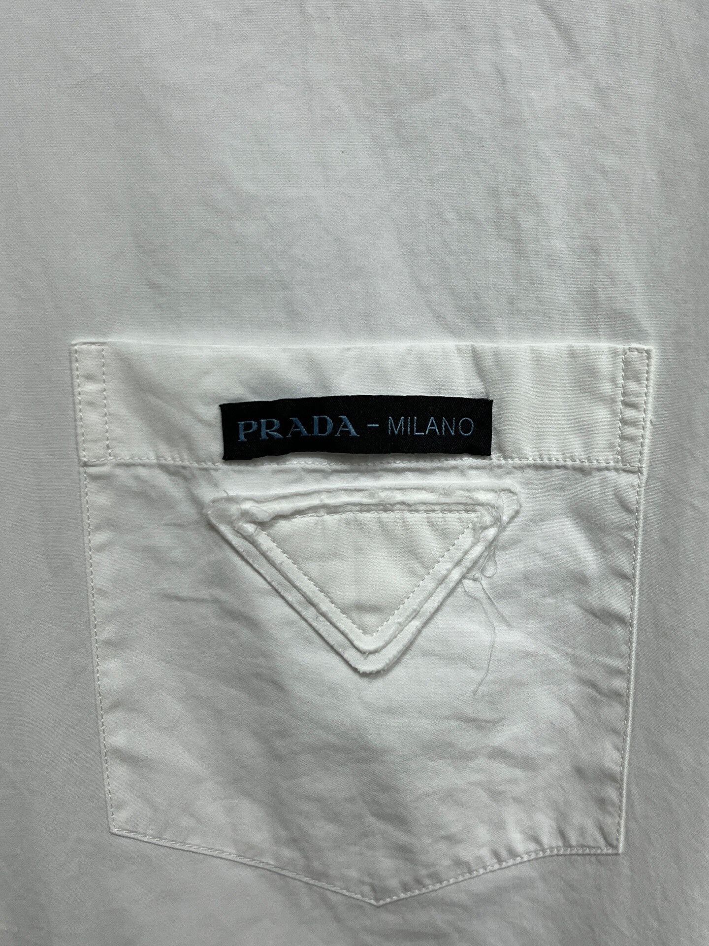 Prada prada white triangle logo long sleeve shirt Size US M / EU 48-50 / 2 - 3 Thumbnail