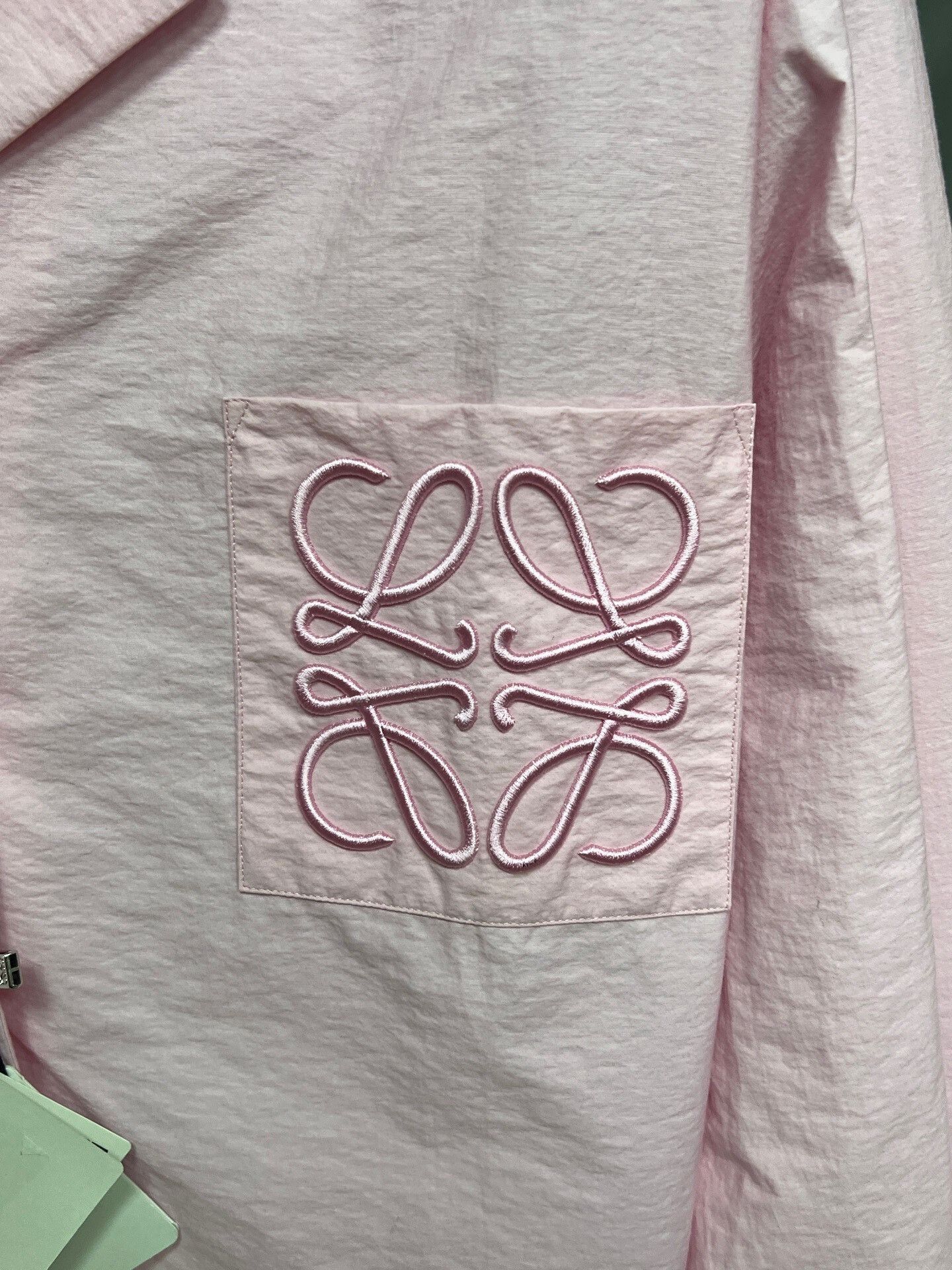Loewe Loewe Pink Embossed Logo Shirt Size M / US 6-8 / IT 42-44 - 3 Thumbnail