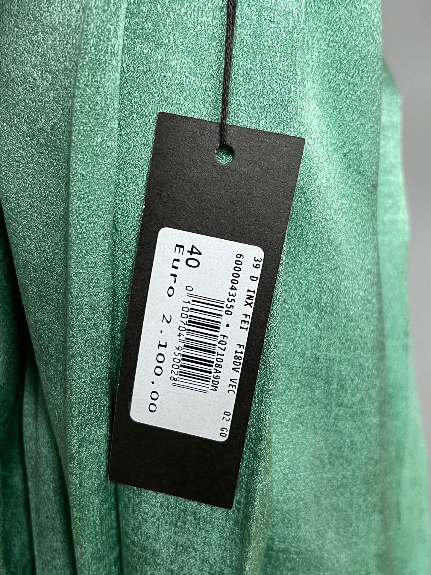 Fendi Fendi Green Pleated Skirt with Leather Strap Size 40" / US 18 - 4 Thumbnail