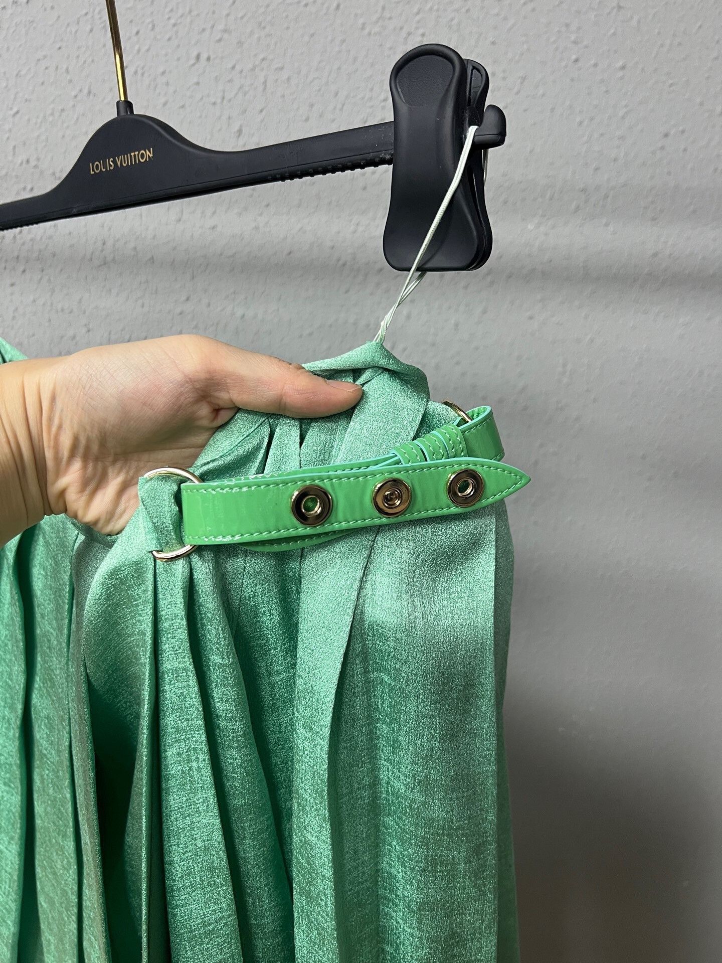 Fendi Fendi Green Pleated Skirt with Leather Strap Size 40" / US 18 - 3 Thumbnail